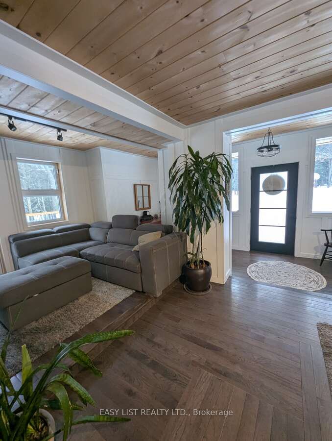 22 Camp Road, McKellar, ON P2A 0B4 photo 5