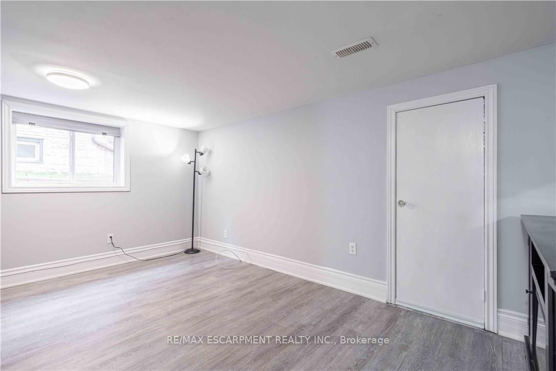 73 WEST 3RD Street B, Hamilton, ON L9C 3K2 photo 2