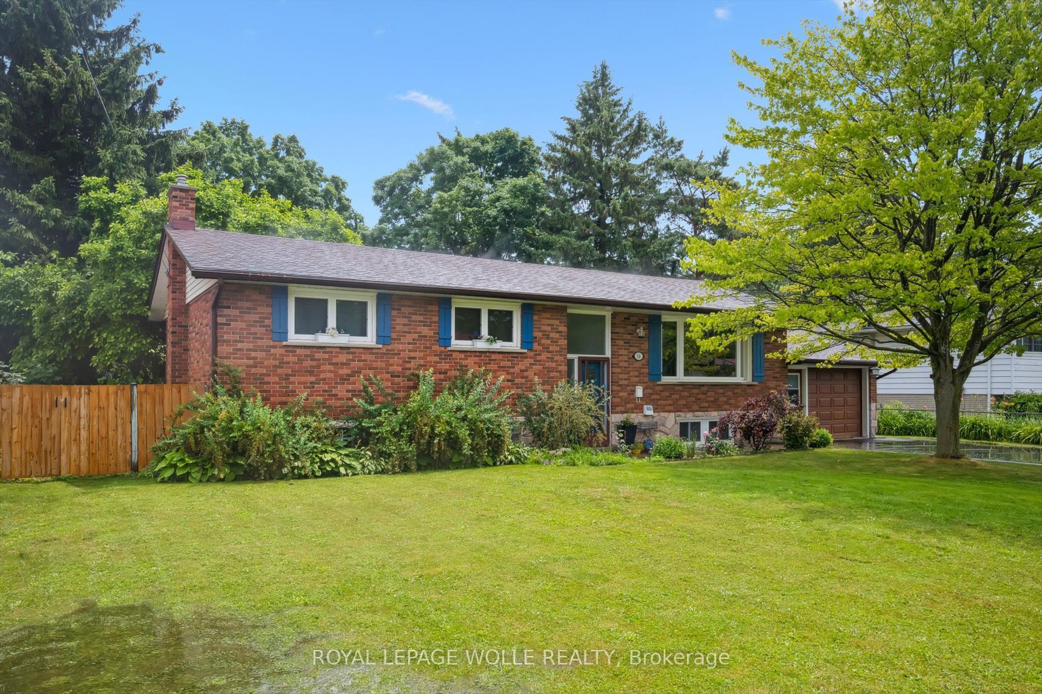 54 Schweitzer Street Unit B, Kitchener, ON N2K 1B4 photo 3