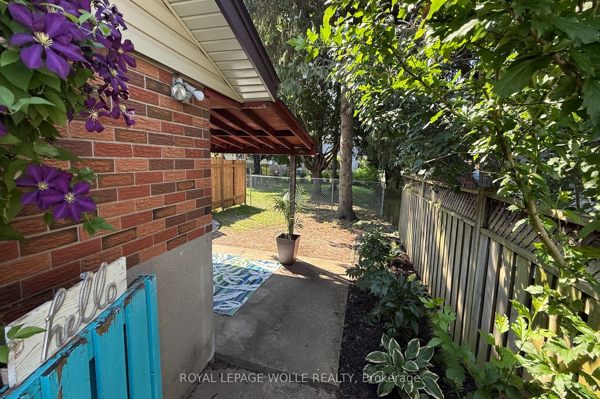54 Schweitzer Street Unit B, Kitchener, ON N2K 1B4 photo 5