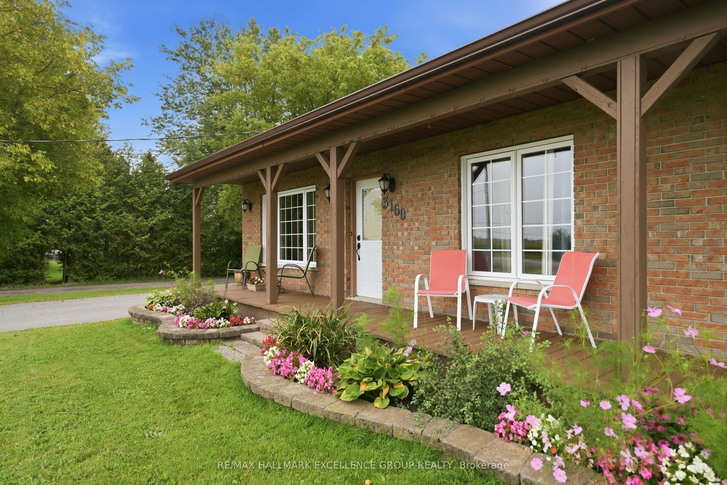 3160 Dunning Road, Orleans - Cumberland and Area, ON K0A 3E0 photo 3