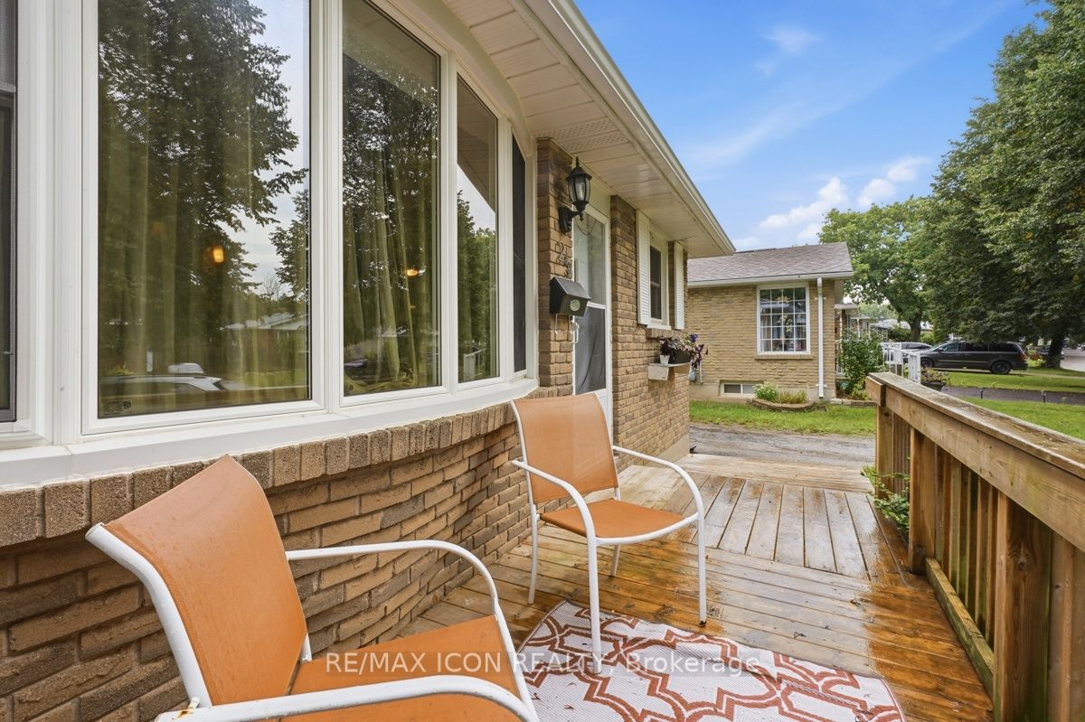 25 Upcott Crescent, London South, ON N6E 1S6 photo 3