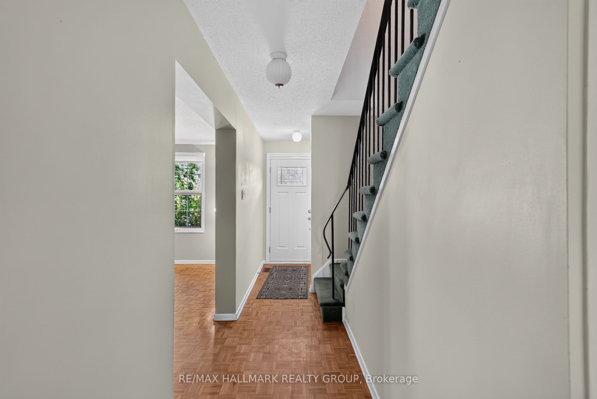3445 Southgate Road, Hunt Club - South Keys and Area, ON K1V 7Y5 photo 4