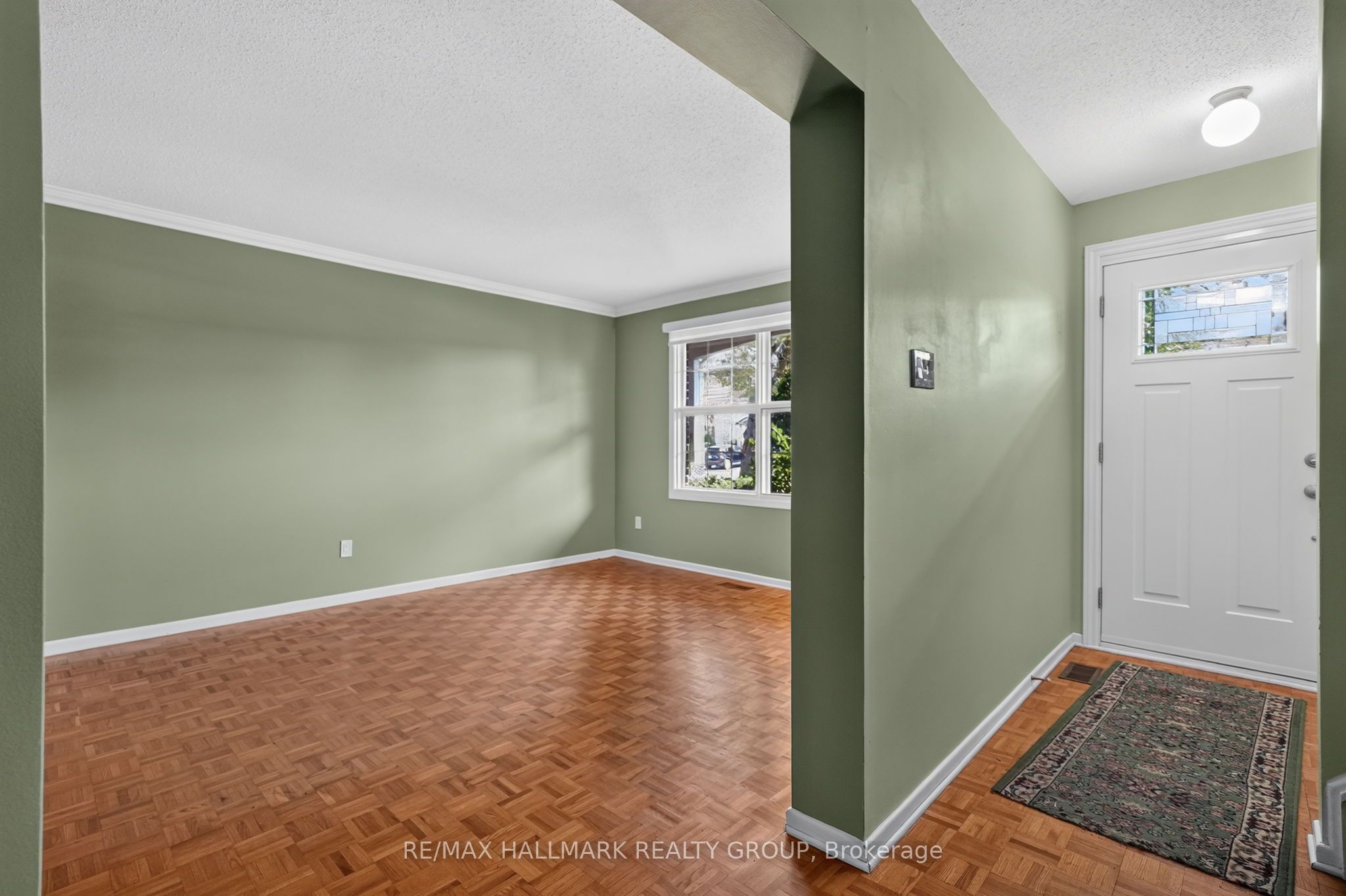 3445 Southgate Road, Hunt Club - South Keys and Area, ON K1V 7Y5 photo 5
