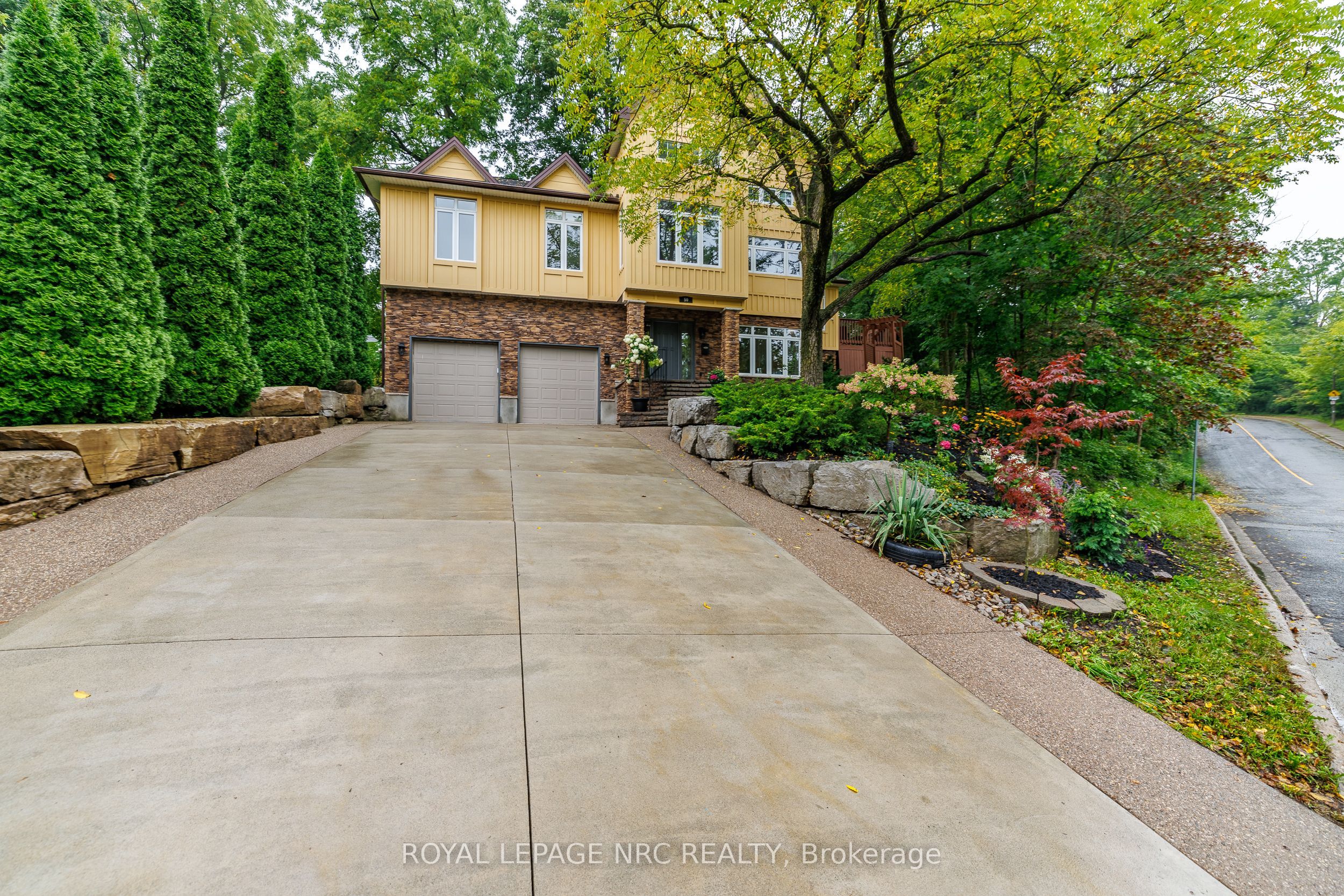 50 Tremont Drive, St. Catharines, ON L2T 4A3