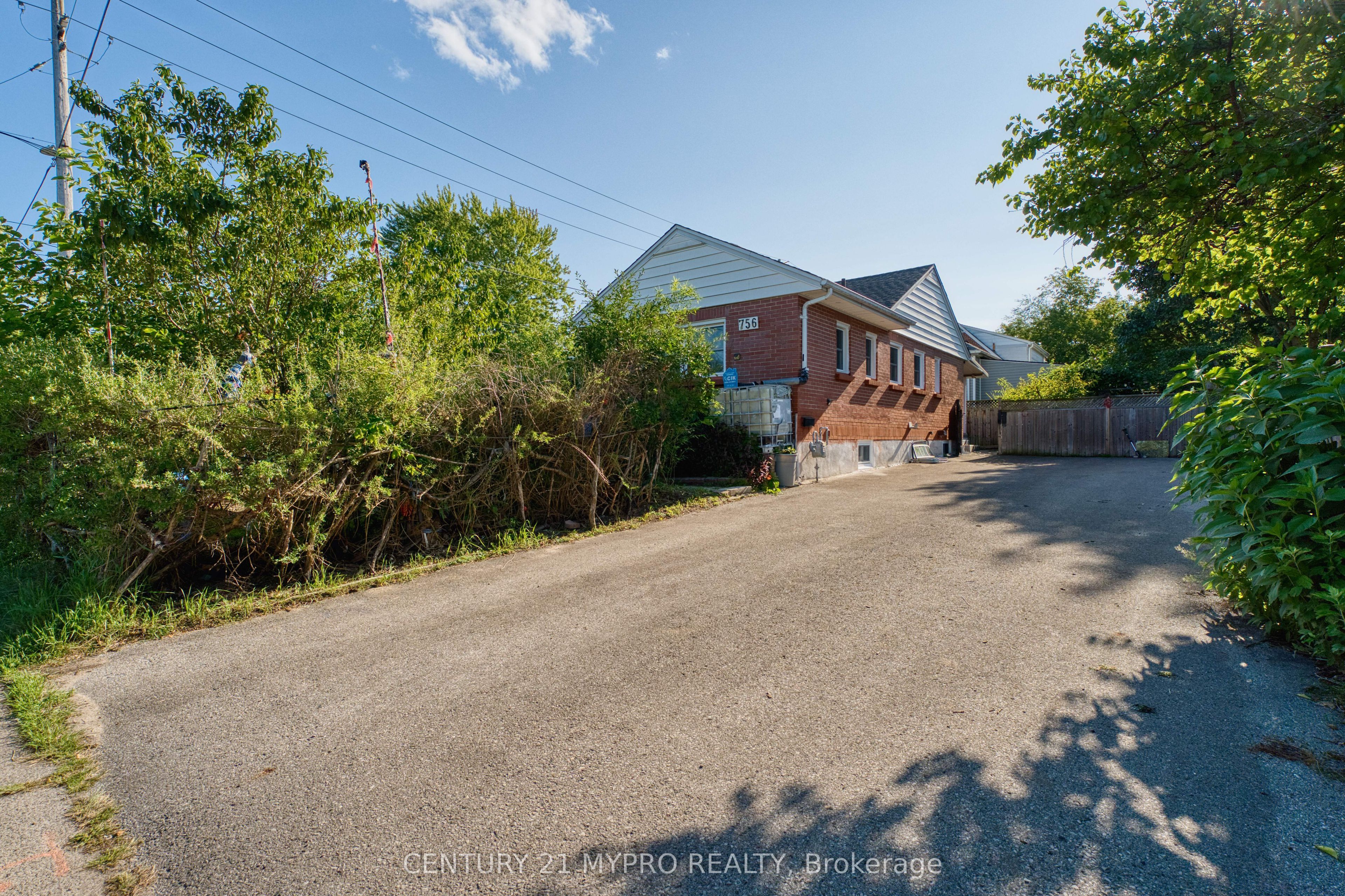 756 Cheapside Street, London East, ON N5Y 3Y7 photo 3