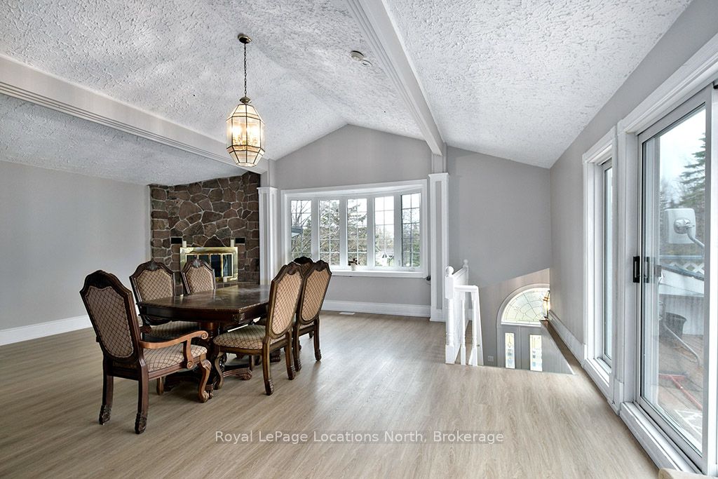 252 Swiss Meadows Boulevard, Blue Mountains, ON N0H 2E0 photo 4