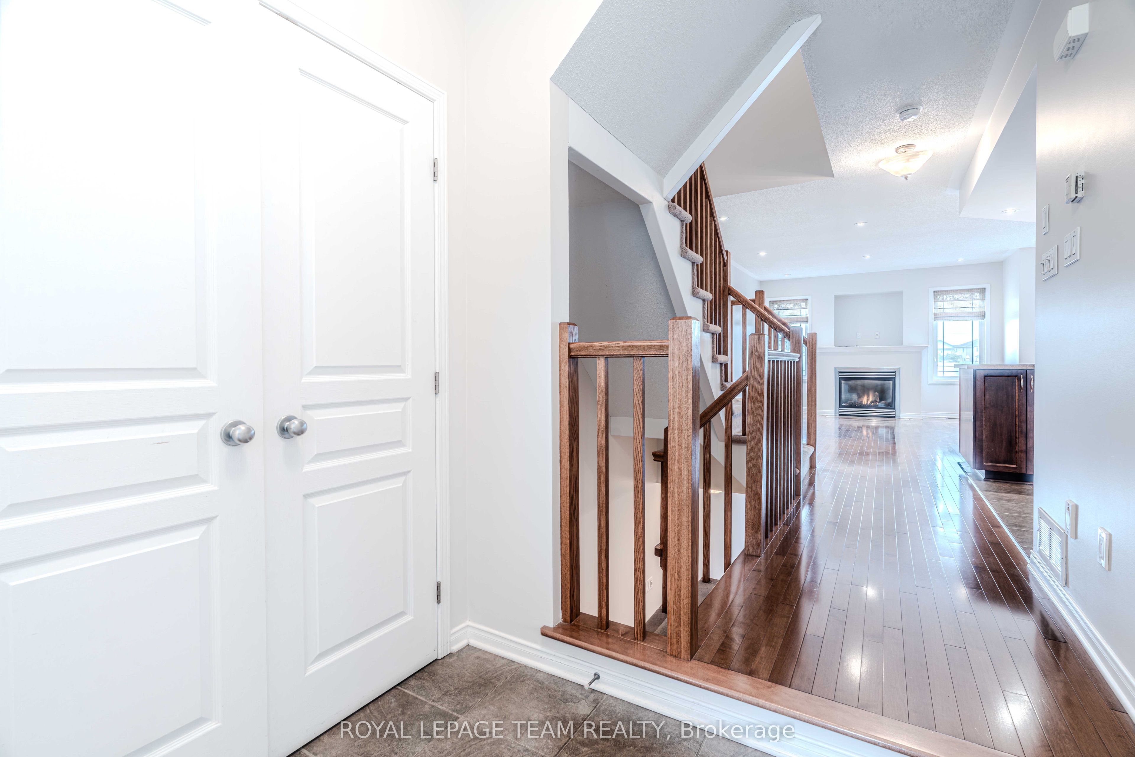 506 Pepperville Crescent, Kanata, ON K2M 0E3 photo 3