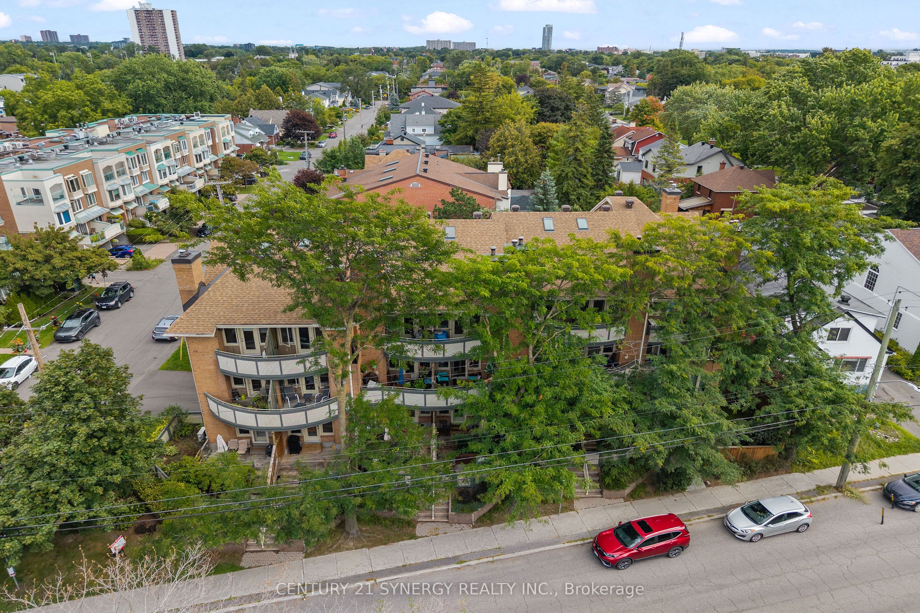 2 Columbus Avenue 5, Overbrook - Castleheights and Area, ON K1K 1R3 photo 2