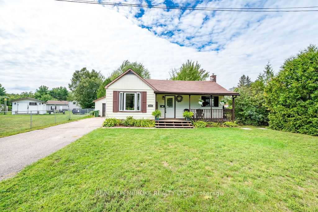 143 Schwanz Road, Petawawa, ON K8H 1Y6