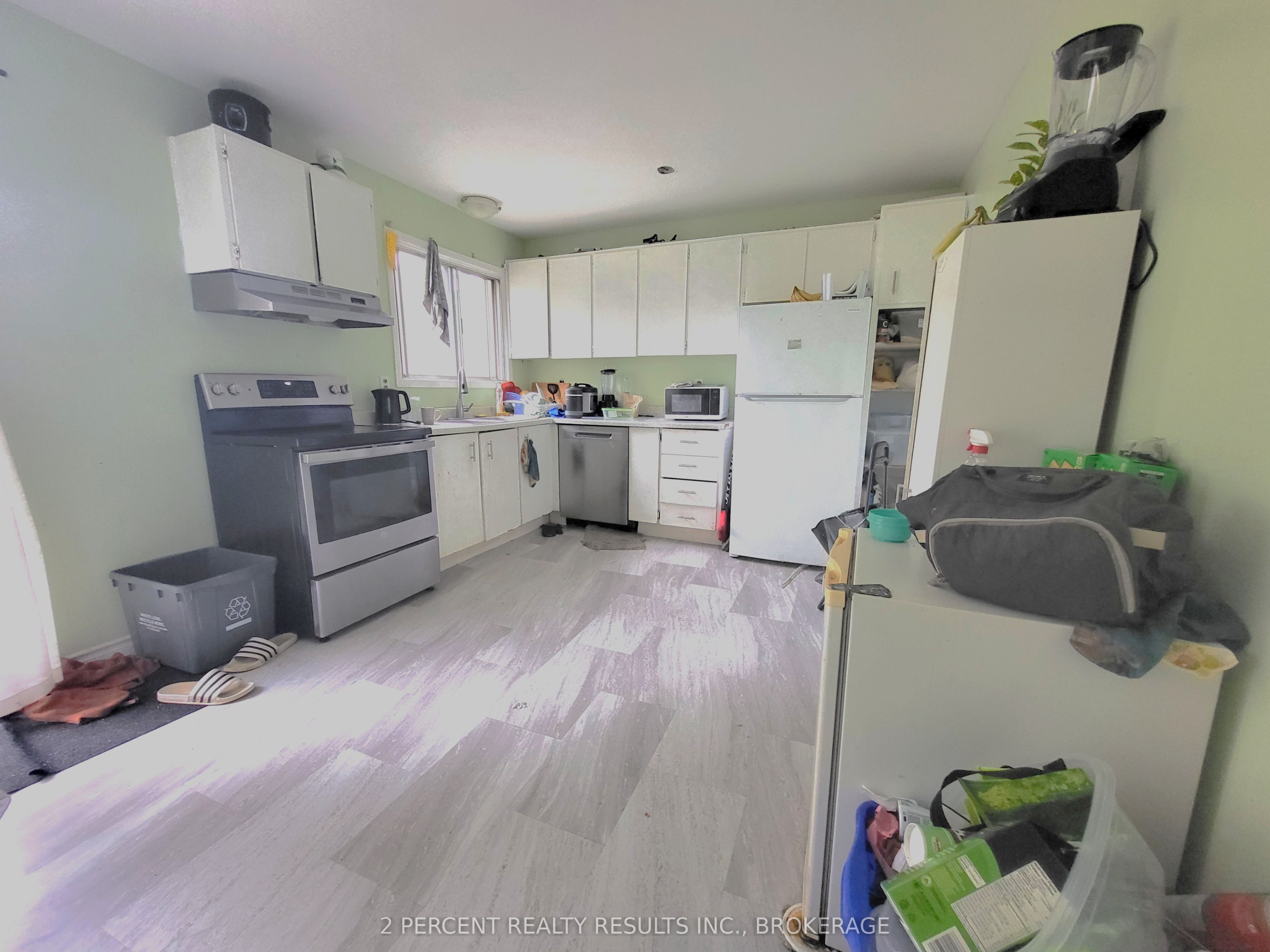928 Oakview Avenue, Kingston, ON K7M 6V6 photo 3