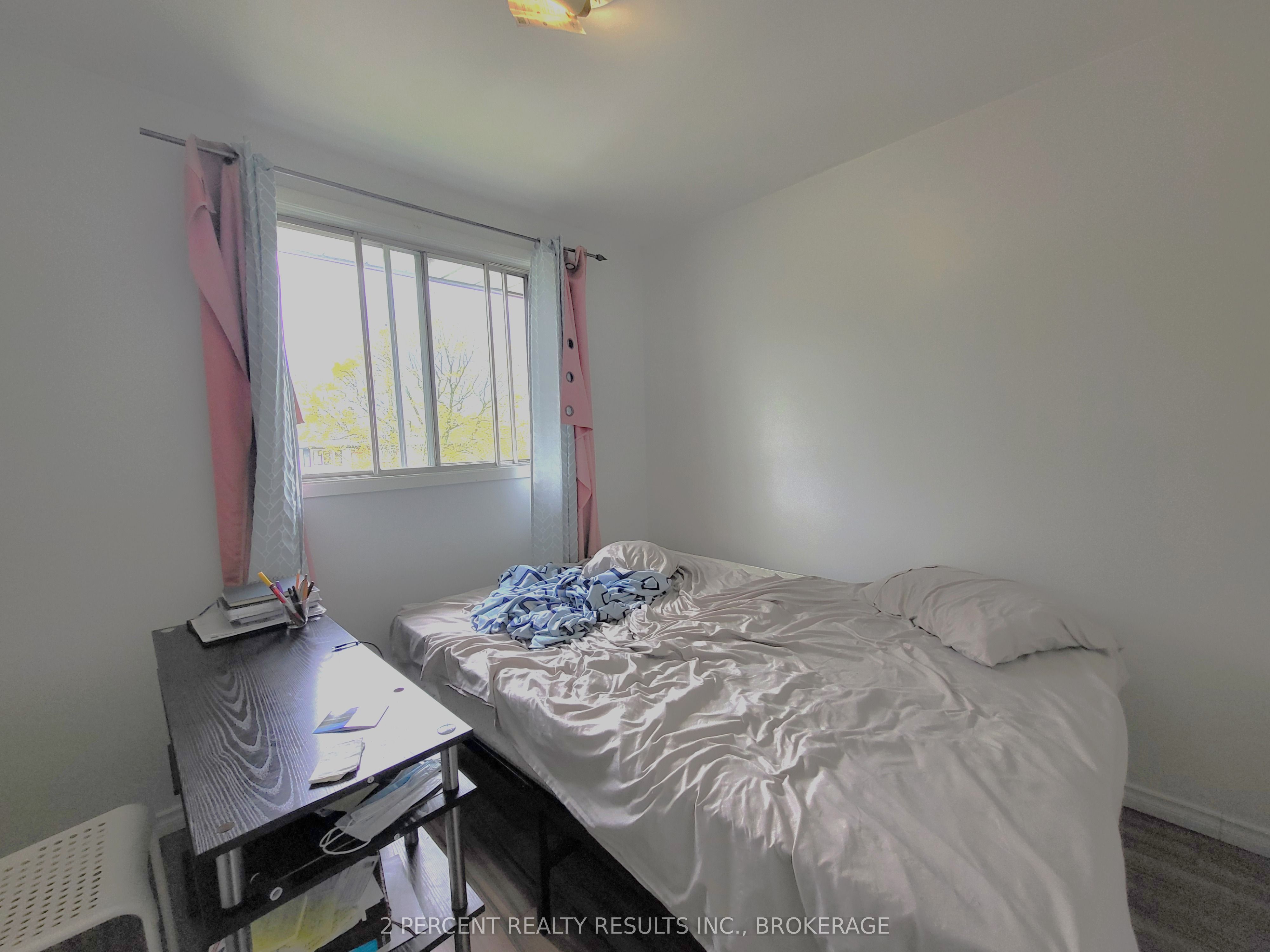 928 Oakview Avenue, Kingston, ON K7M 6V6 photo 5