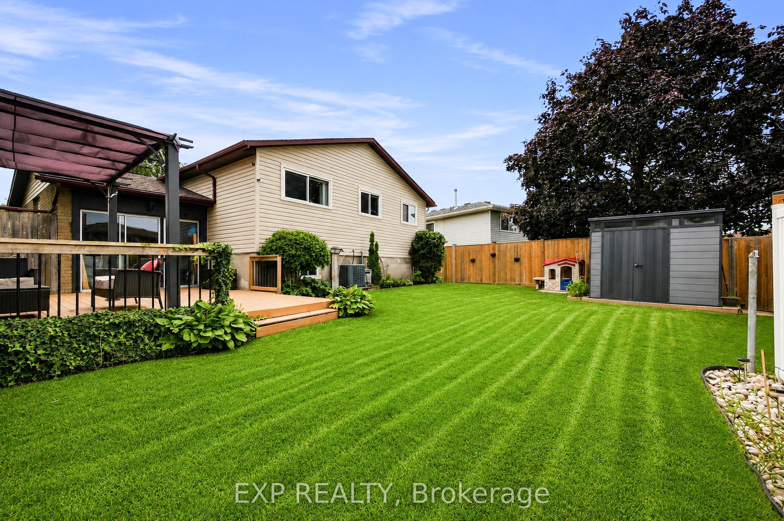 72 Acadia Drive, Welland, ON L3C 6L6 photo 3