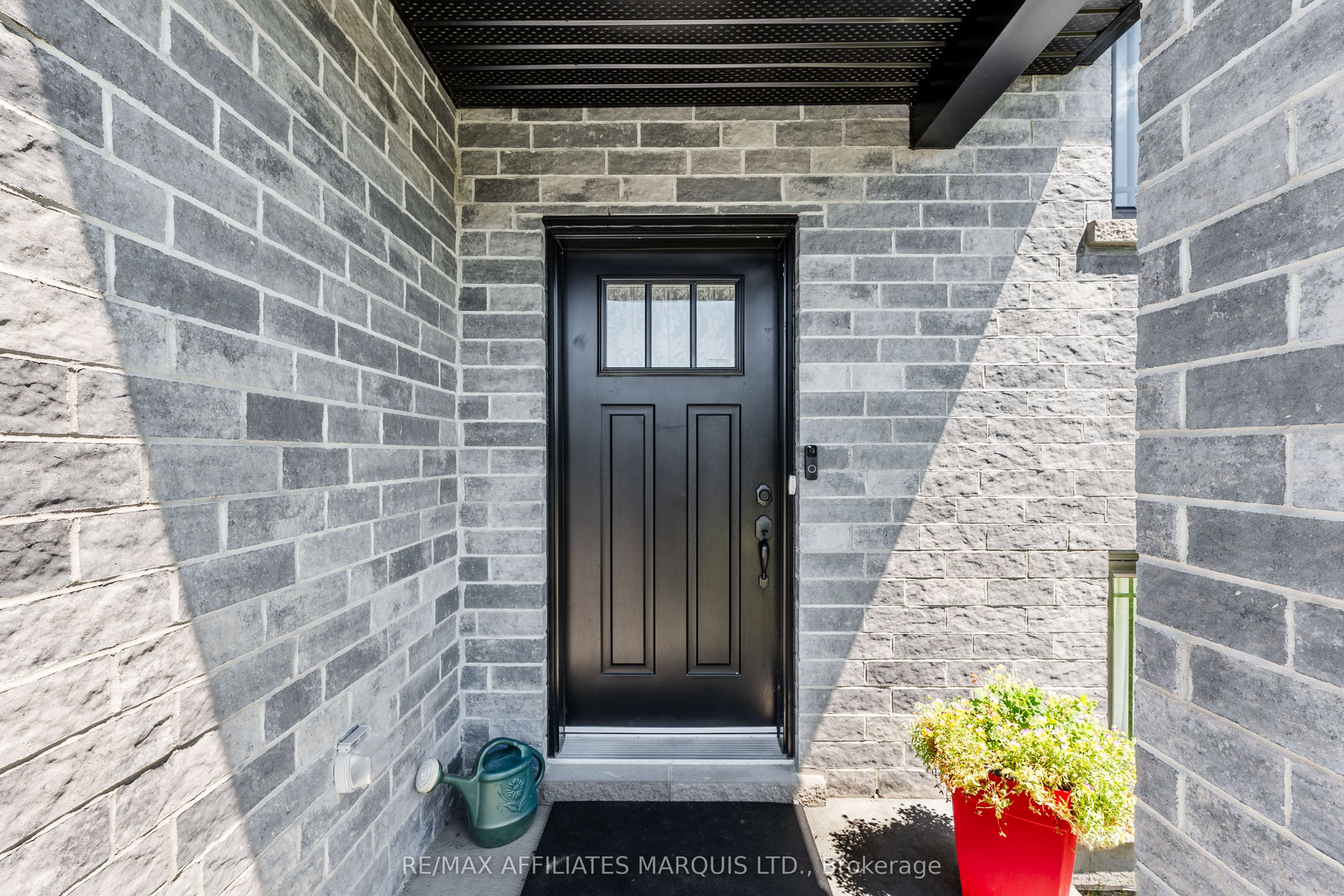 2389 Watson Crescent, Cornwall, ON K6H 0H8 photo 4