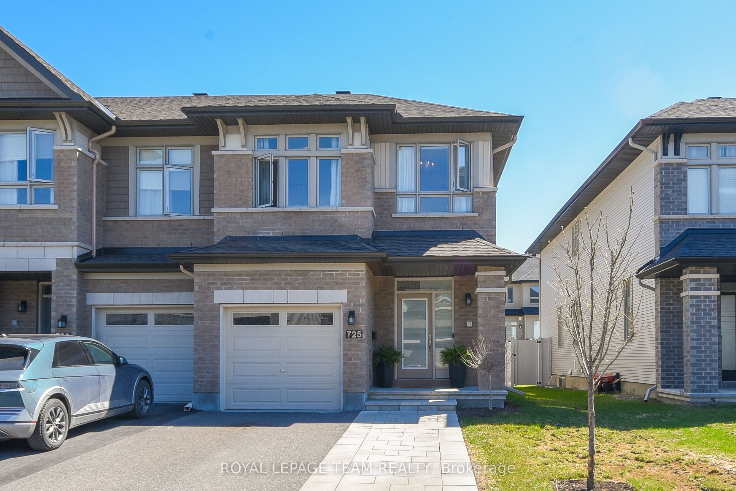 725 Capricorn Circle, Blossom Park - Airport and Area, ON K4M 0J4
