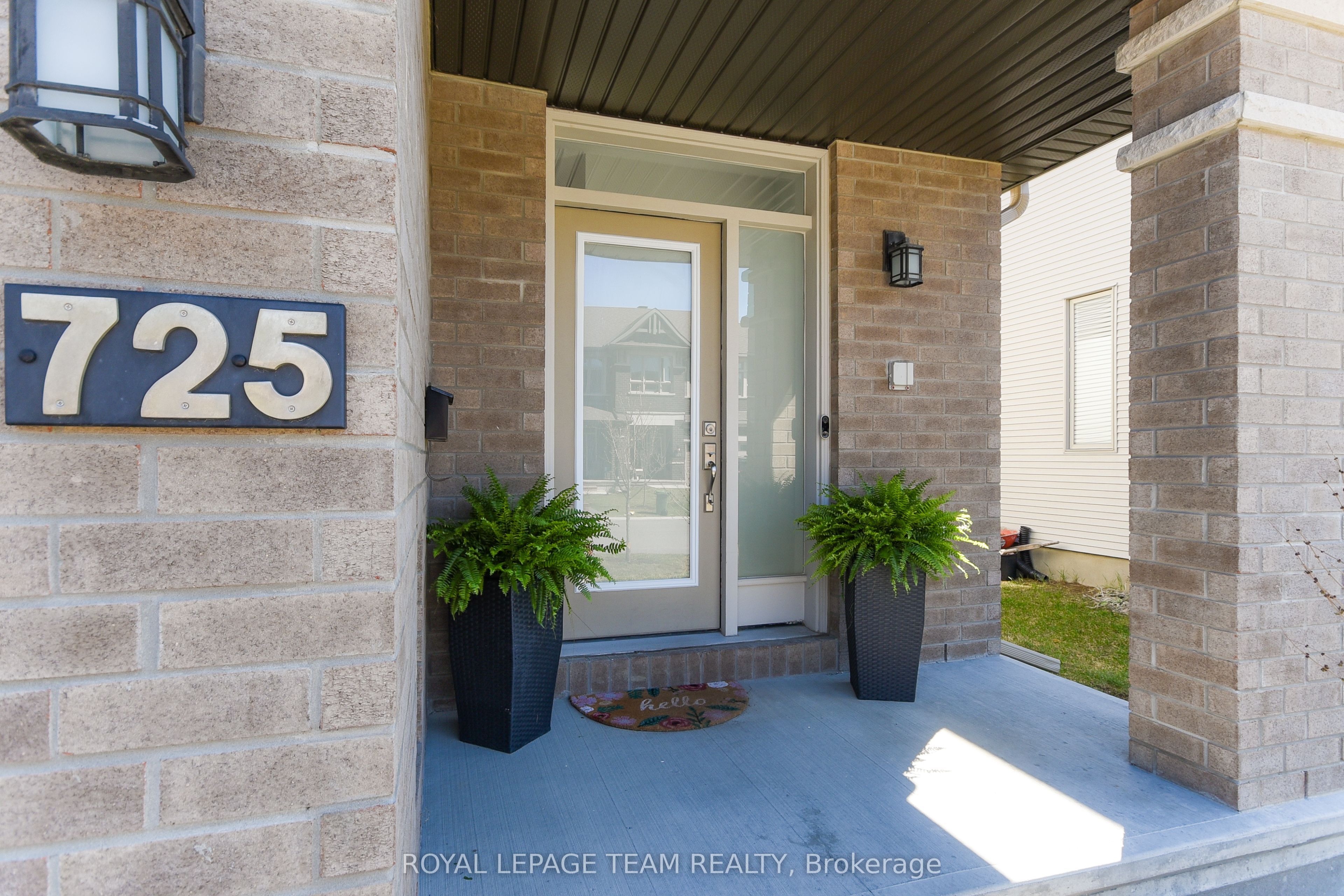 725 Capricorn Circle, Blossom Park - Airport and Area, ON K4M 0J4 photo 2