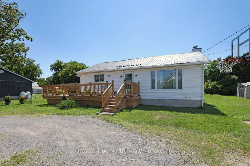 45 Alston Street, McNab/Braeside, ON K0A 3L0 photo 4