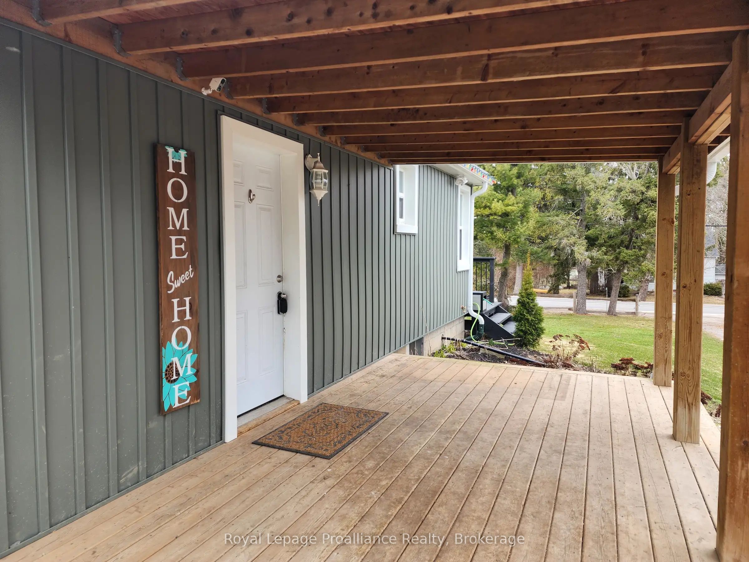 2307 County Rd 3, Prince Edward County, ON K0K 1L0 photo 5