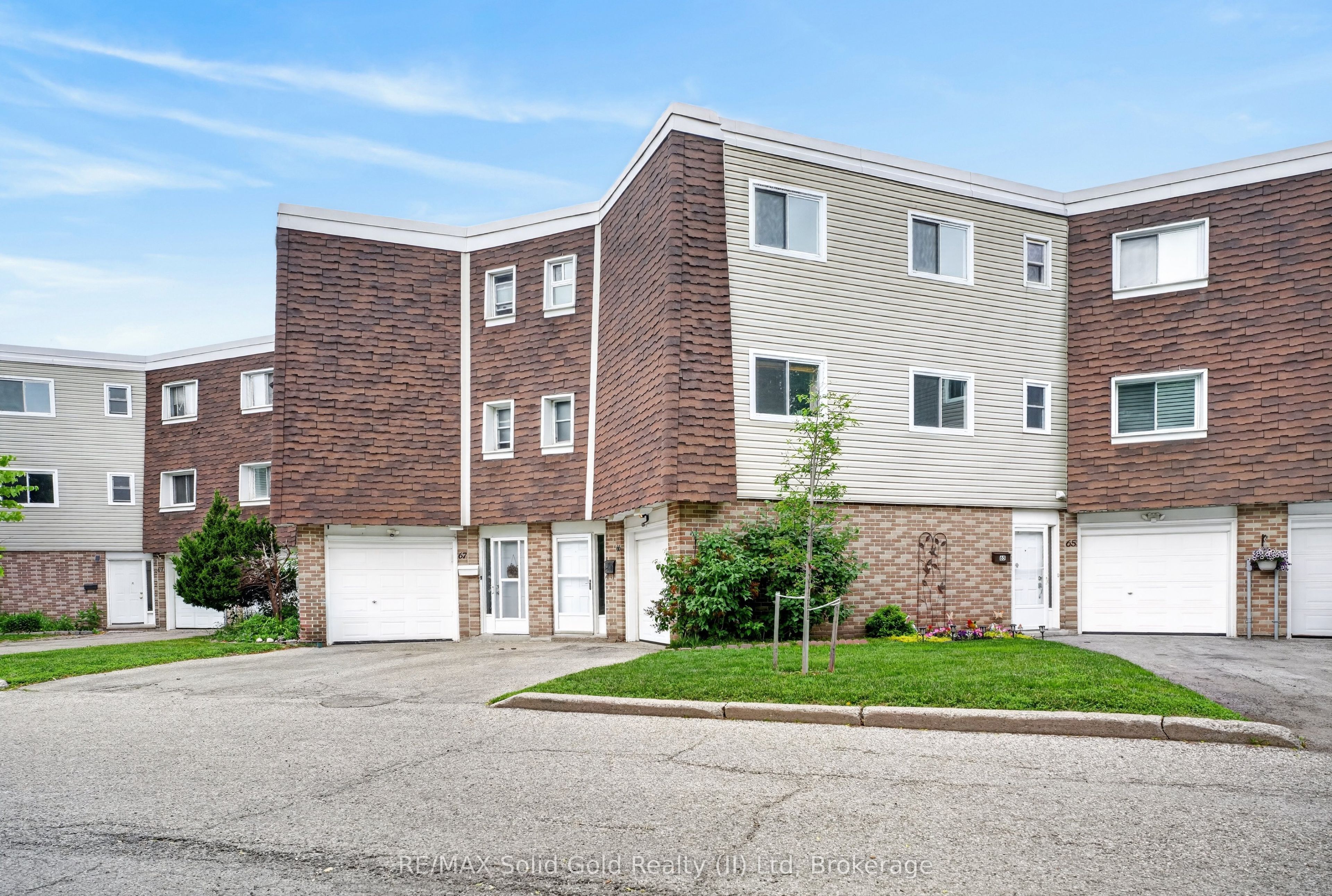 60 Elmsdale Drive 66, Kitchener, ON N2E 2G4