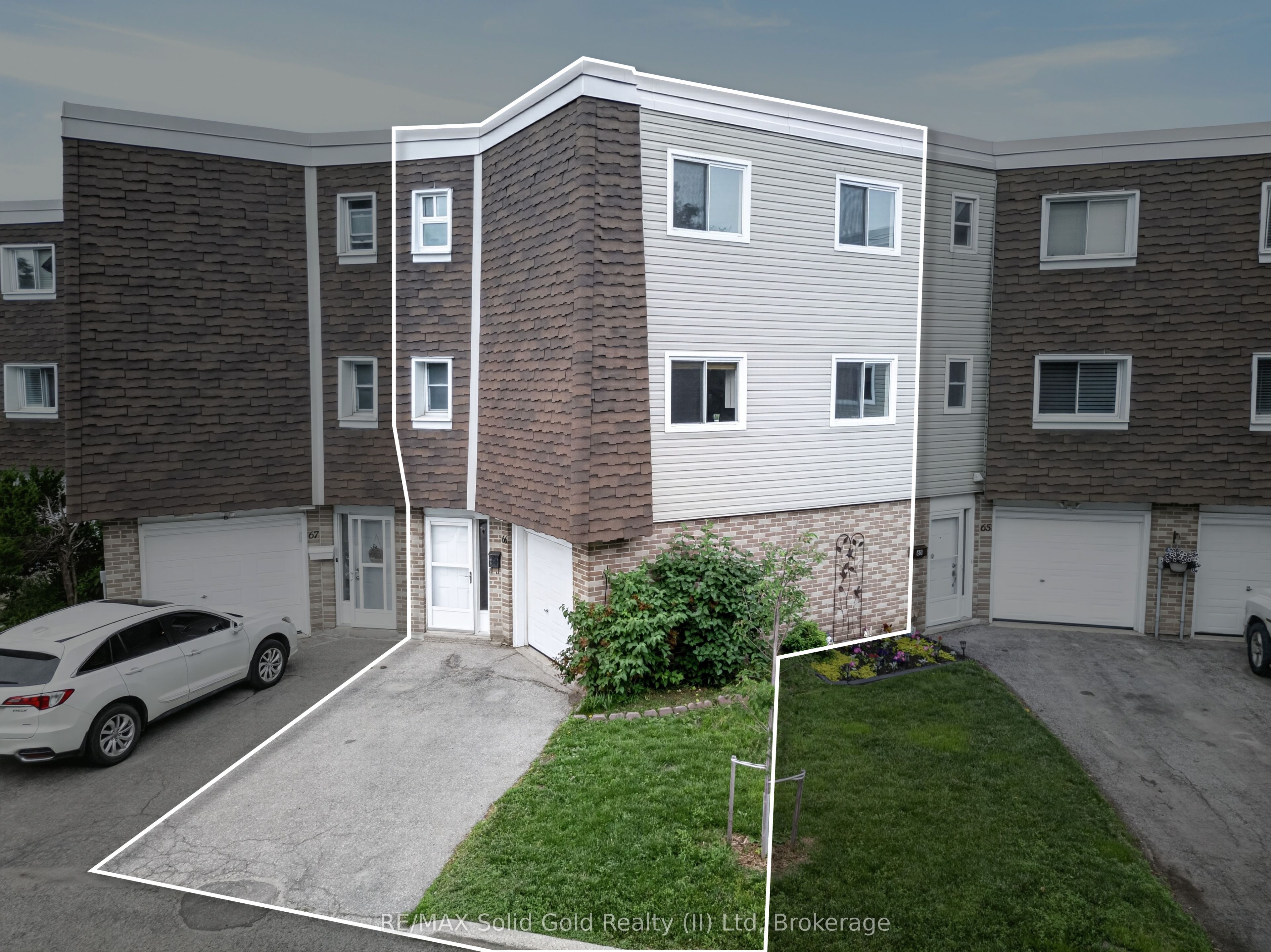 60 Elmsdale Drive 66, Kitchener, ON N2E 2G4 photo 2