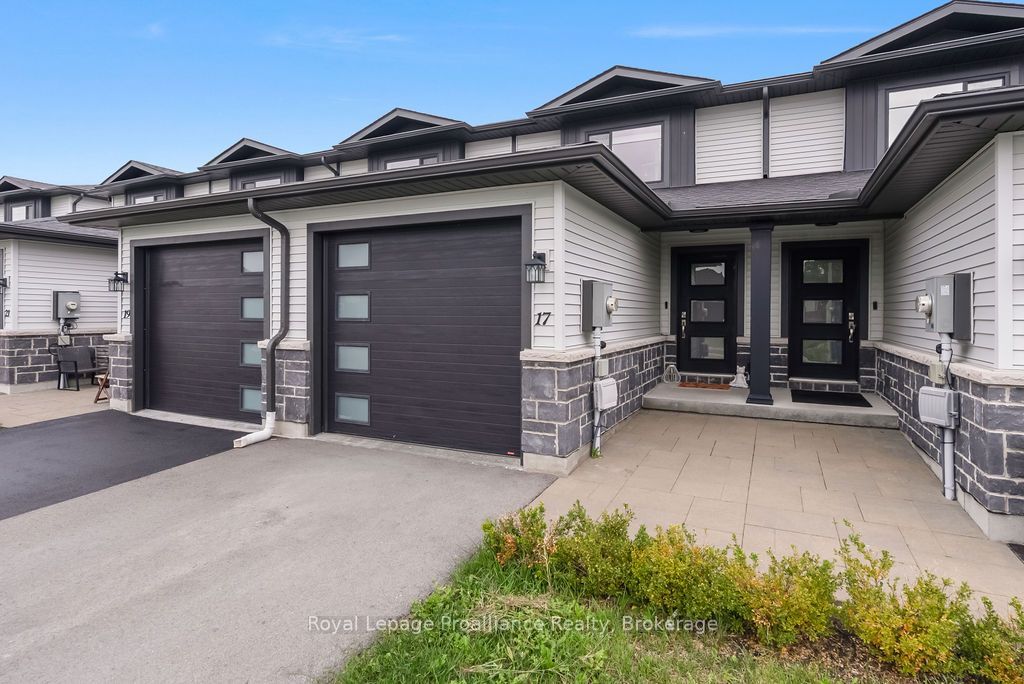 17 Dewal Place, Belleville, ON K8P 0H3 photo 3