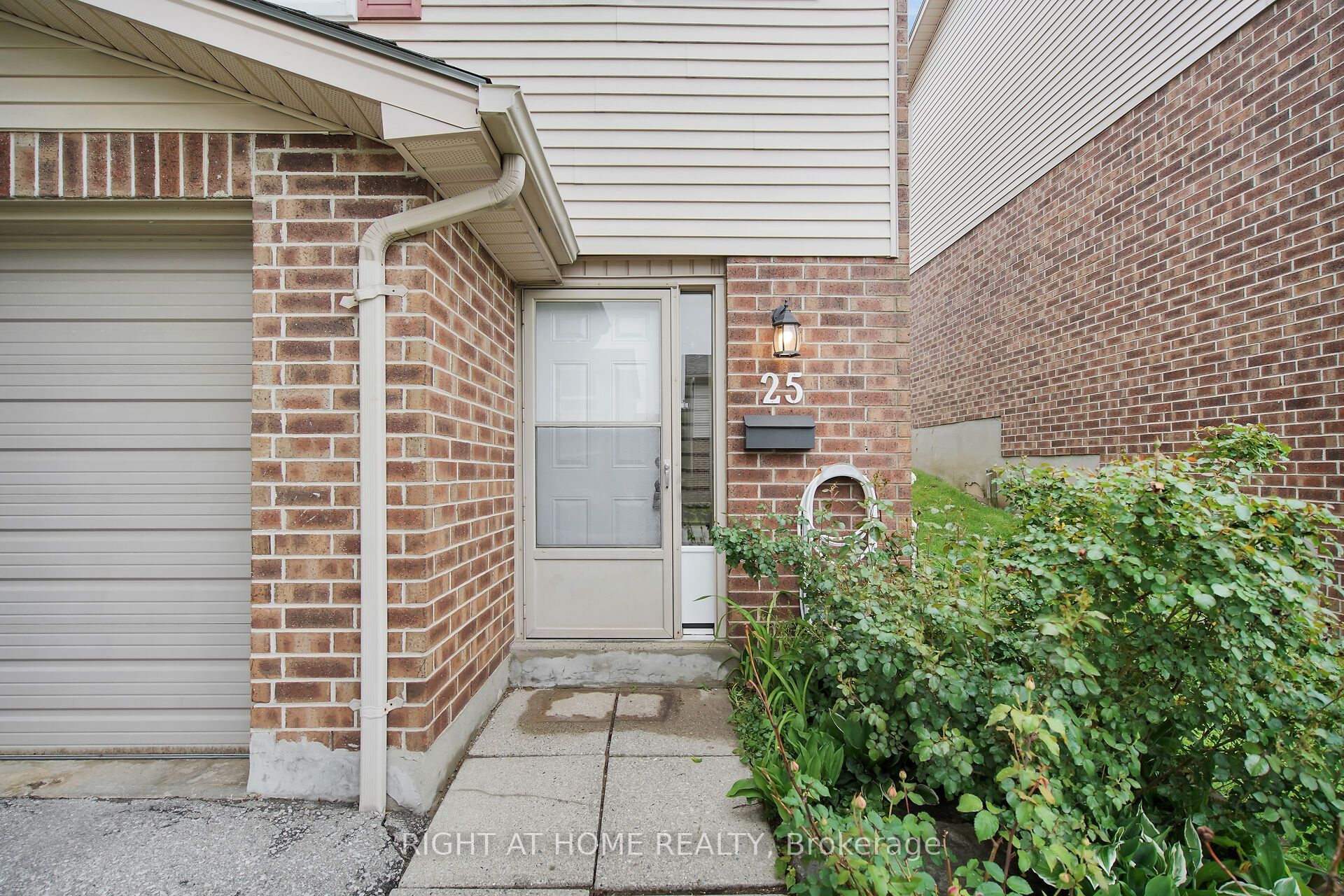 450 Pond Mills Road 25, London South, ON N5Z 4X2 photo 4