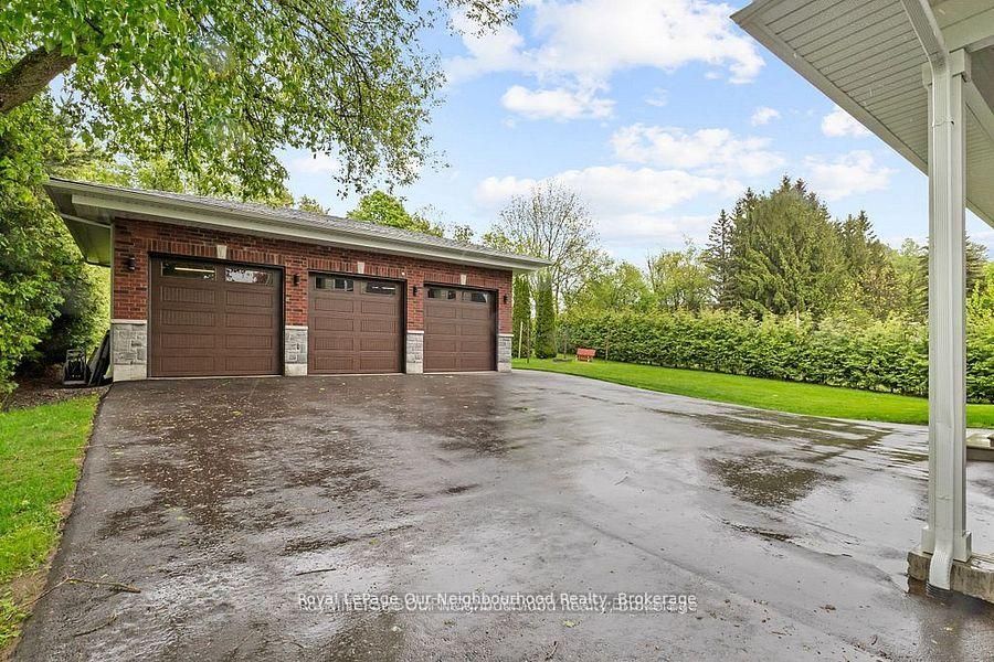 4601 Rice Lake Drive S, Hamilton Township, ON L1A 3V6 photo 3