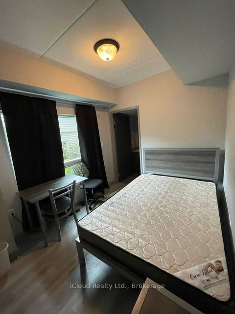 275 Larch Street A207, Waterloo, ON N2L 3R2 photo 2