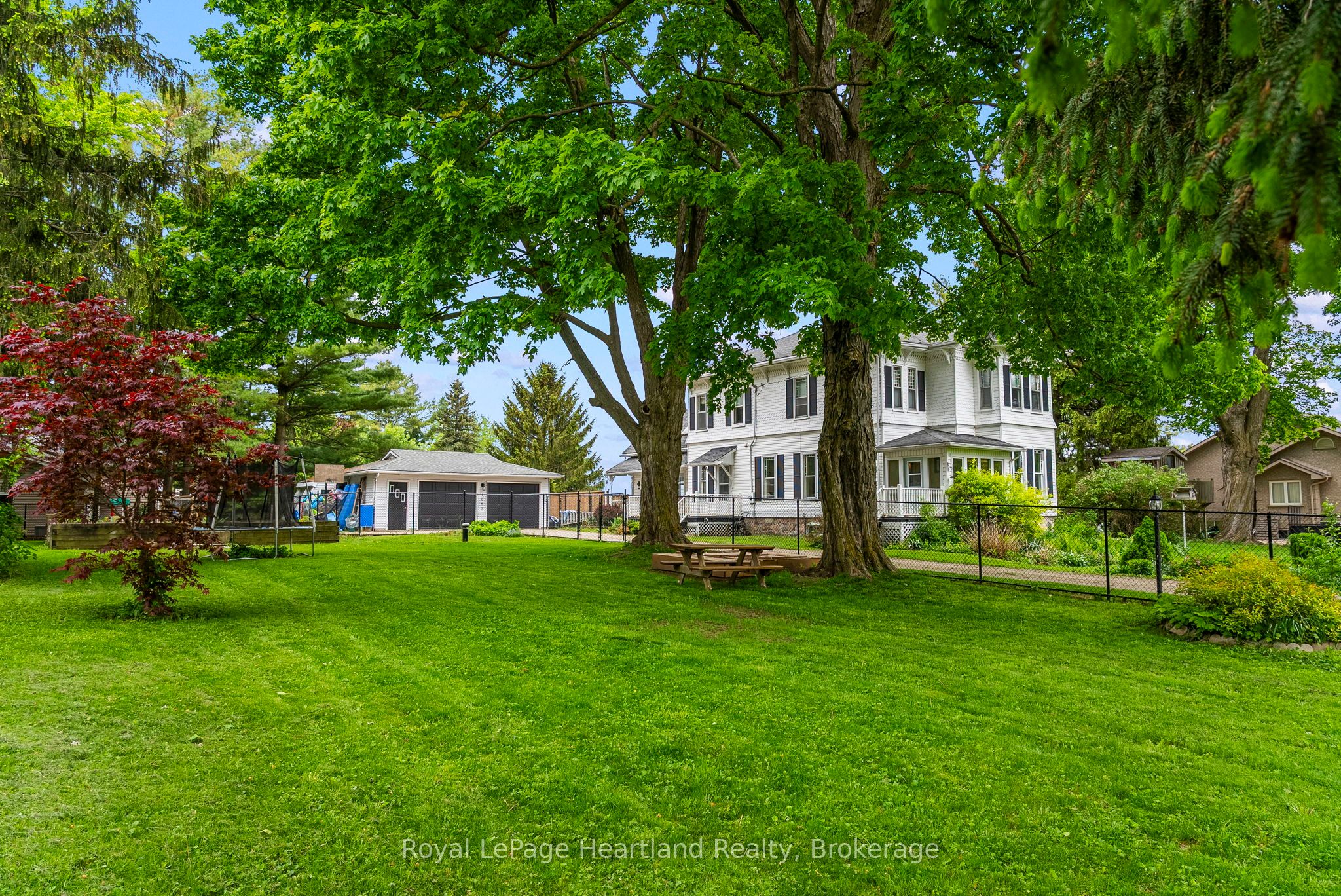 1047 GIBSON Street, Howick, ON N0G 2X0 photo 3