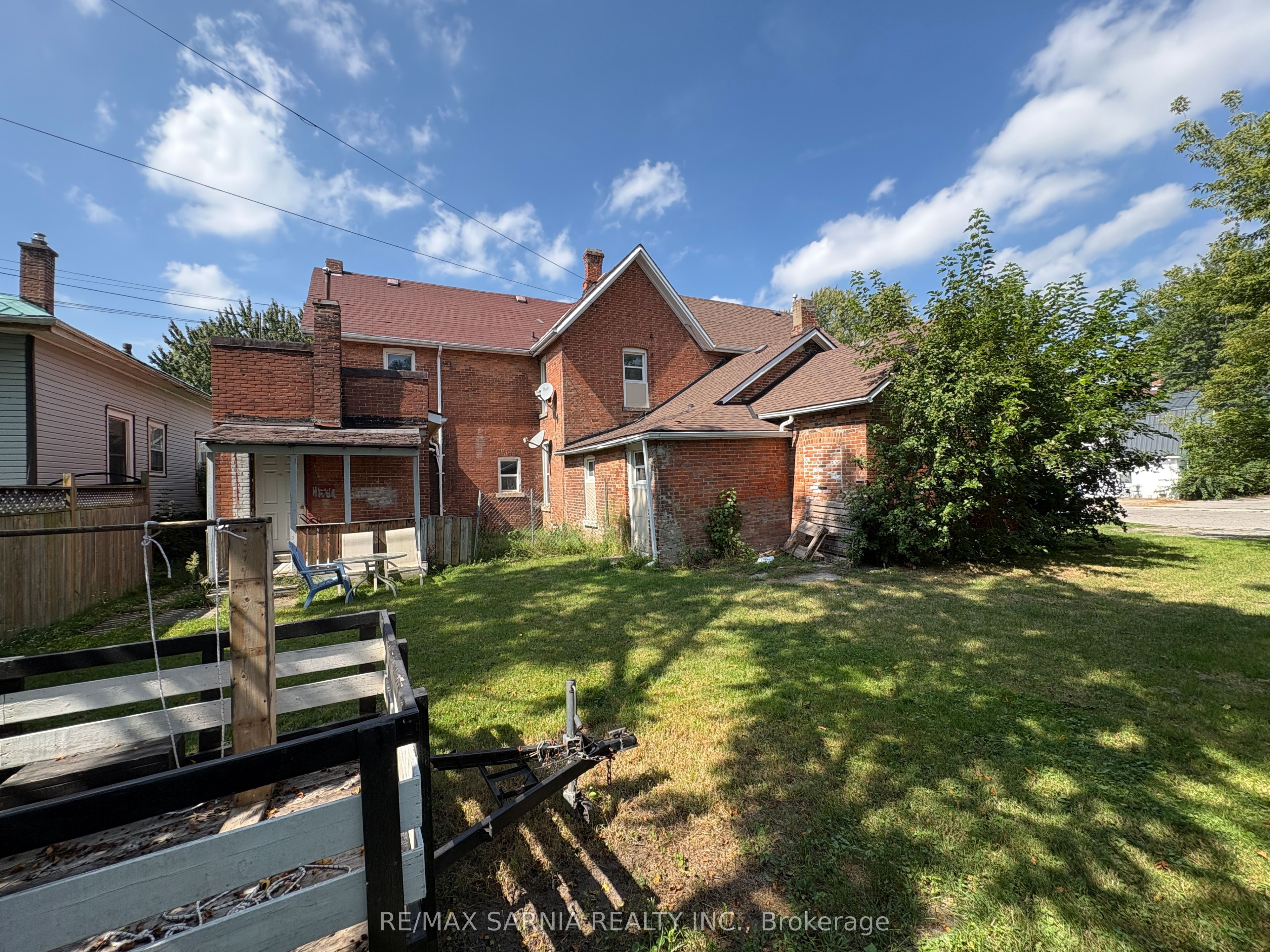 50 Lorne Avenue 48, 49, 50, Chatham-Kent, ON N7M 1R9 photo 4