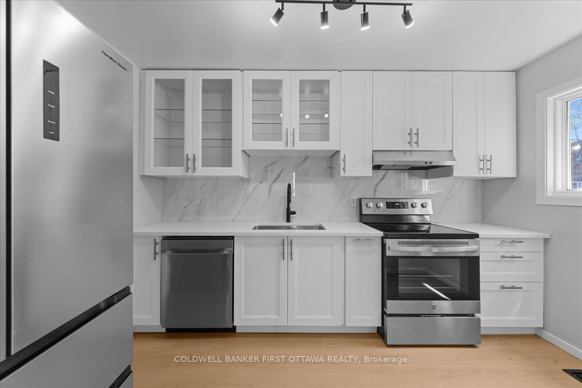 2701 PIMLICO Crescent, Blossom Park - Airport and Area, ON K1T 2A7 photo 5