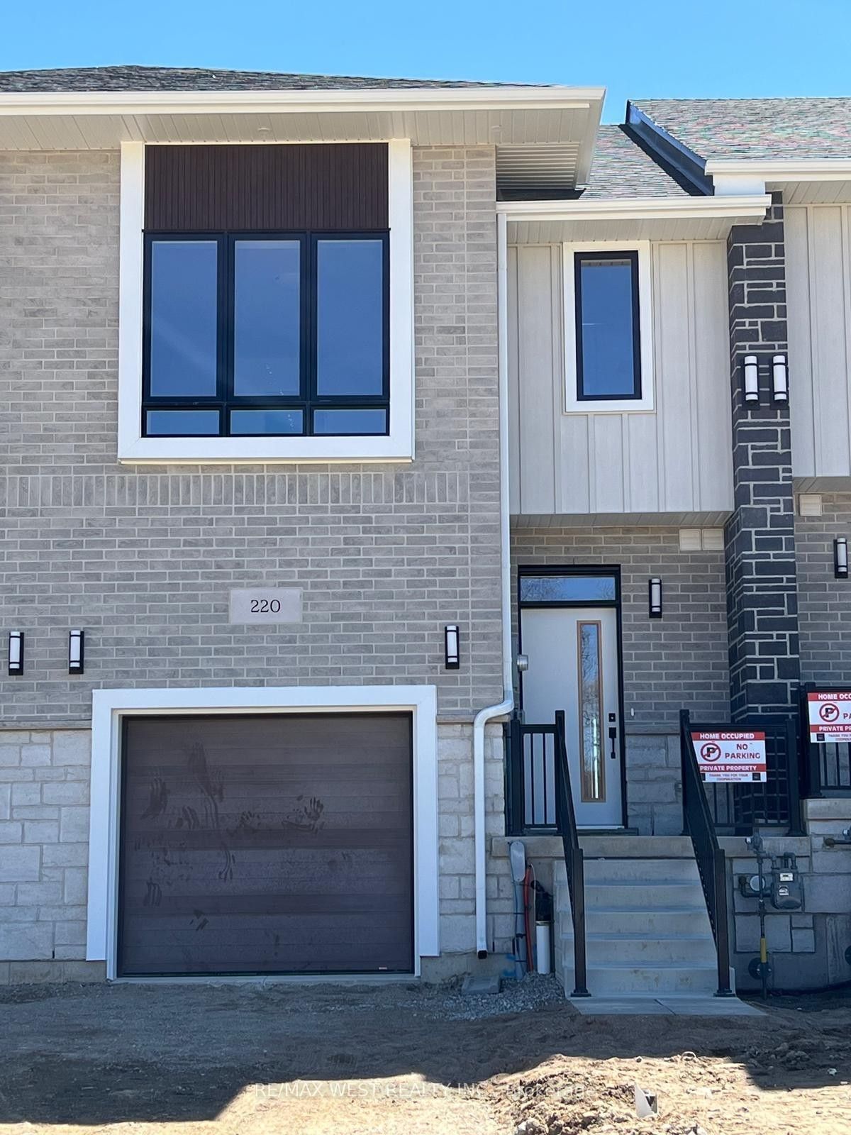 220 Green Gate Boulevard, Cambridge, ON N1T 0B8