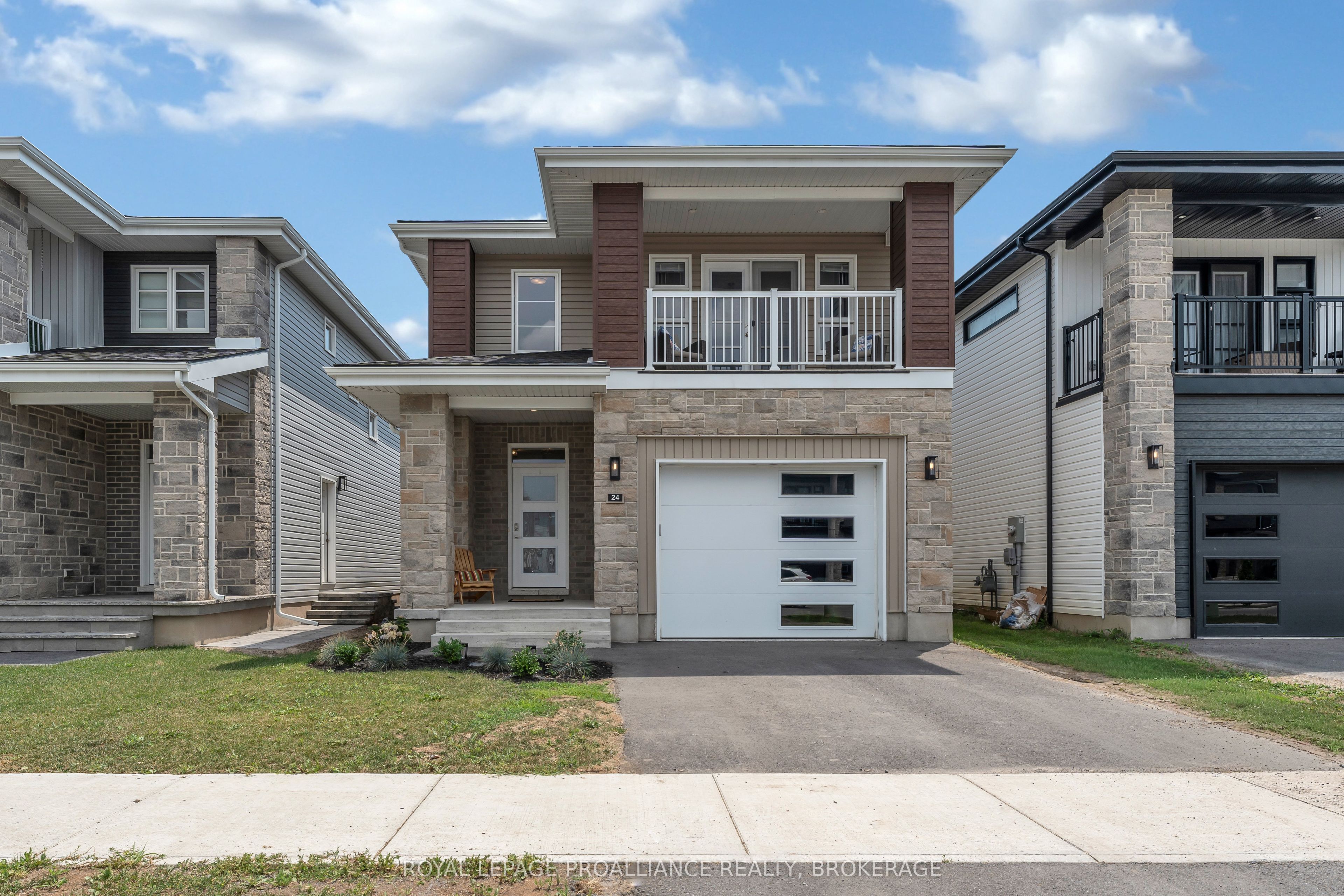 24 Walden Pond Drive, Loyalist, ON K7N 0E8