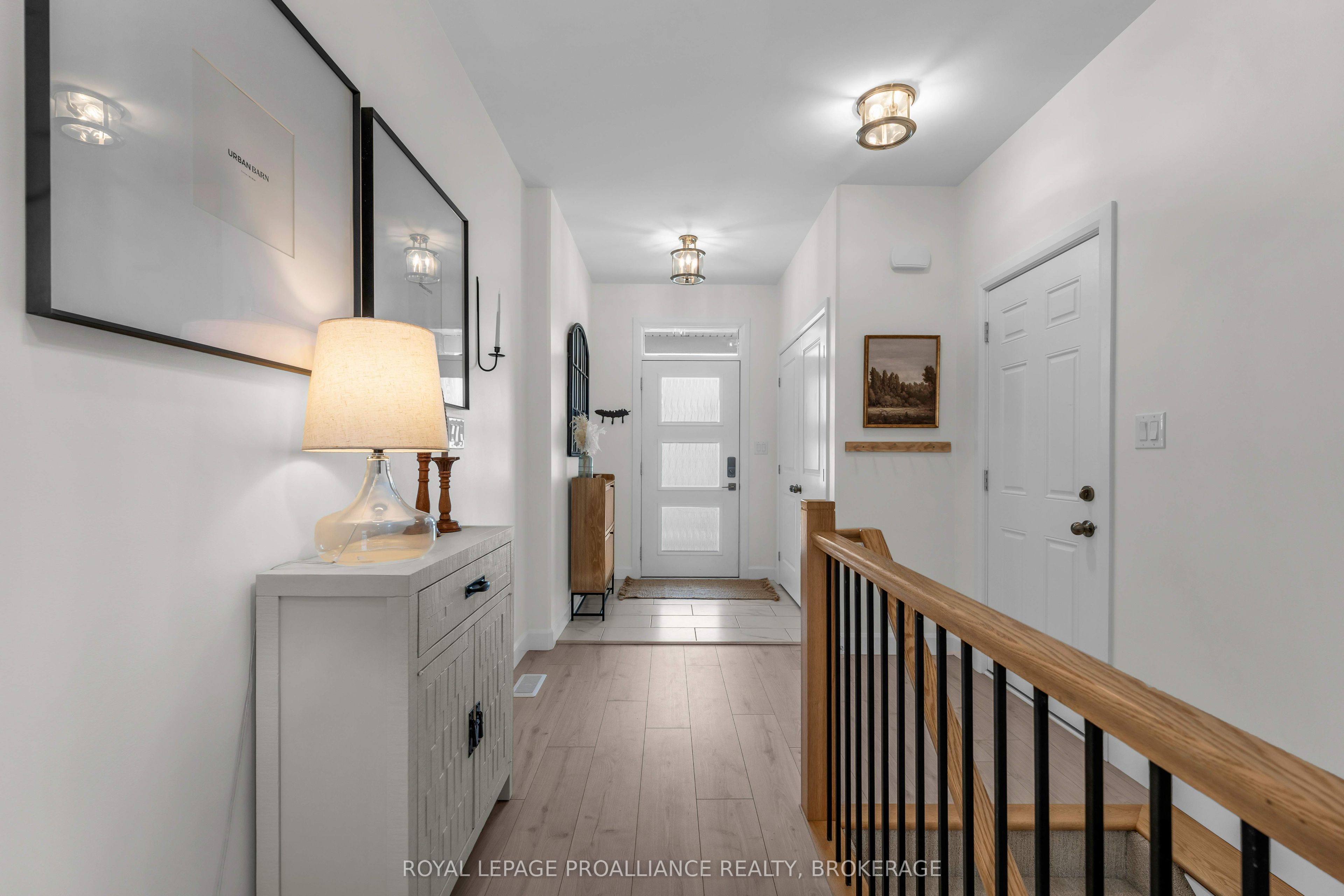 24 Walden Pond Drive, Loyalist, ON K7N 0E8 photo 5