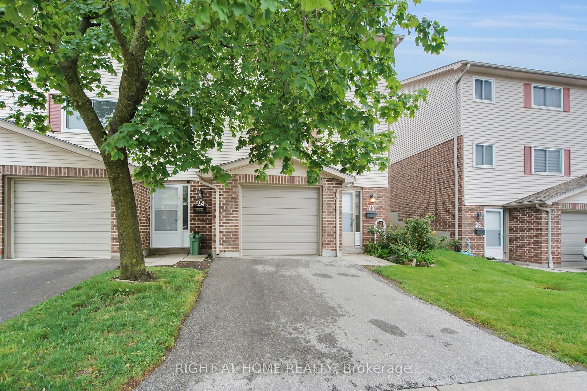 450 Pond Mills Road 25, London South, ON N5Z 4X2 photo 2