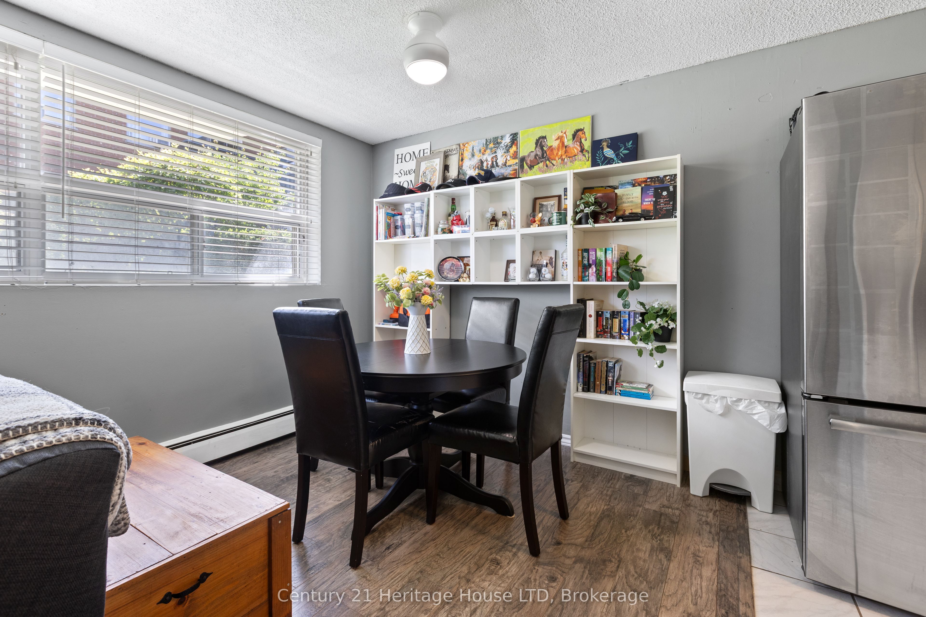 242 Oakdale Avenue, St. Catharines, ON L2P 3K5 photo 5