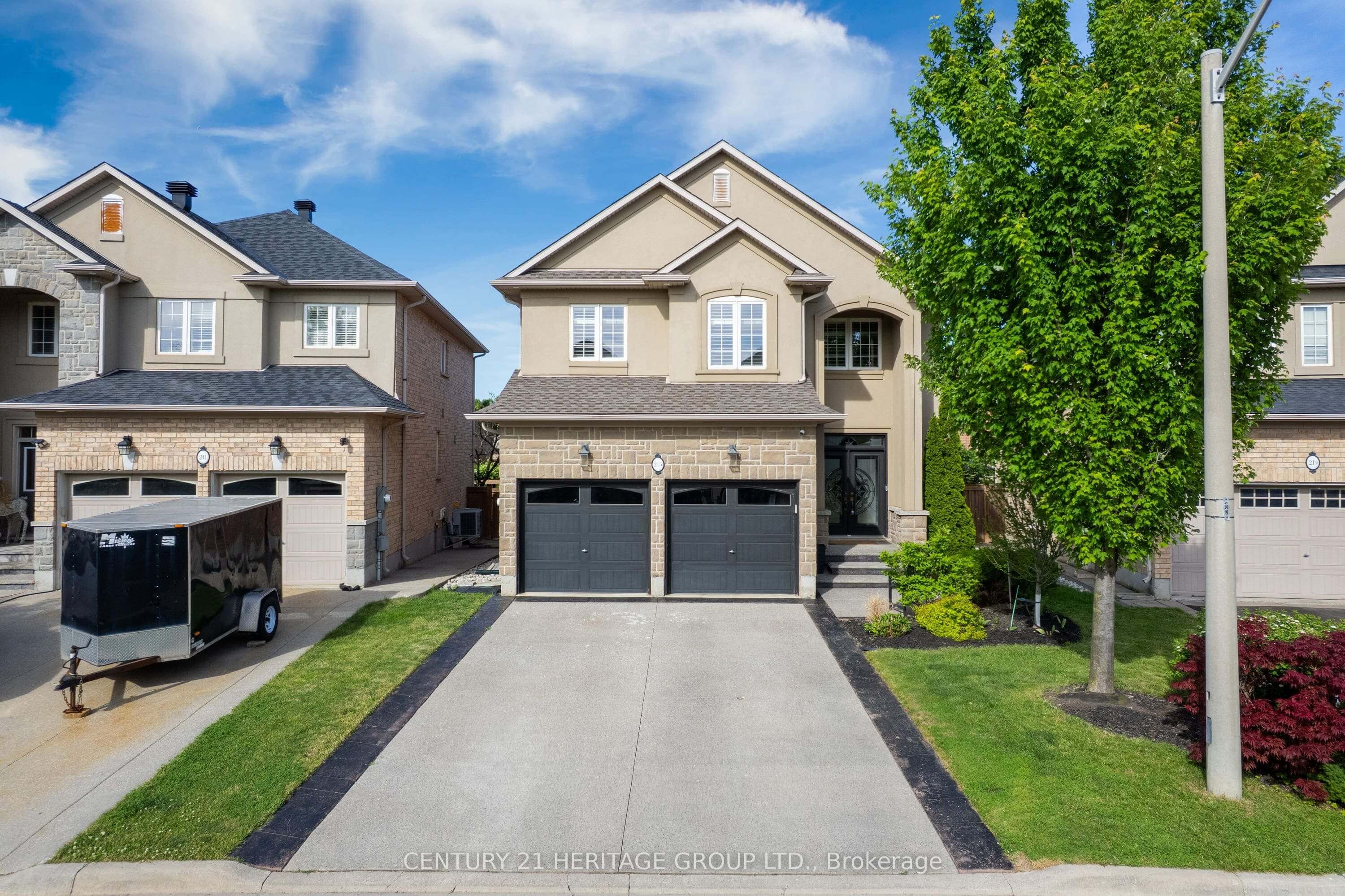 215 Vinton Road, Hamilton, ON L9K 0G8 photo 2