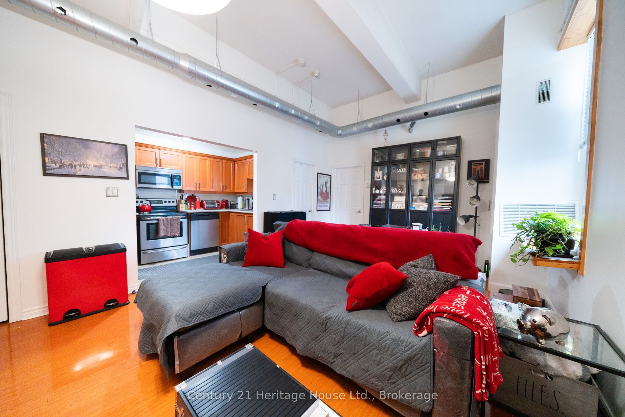 80 King William Street 314, Hamilton, ON L8R 0A1 photo 4