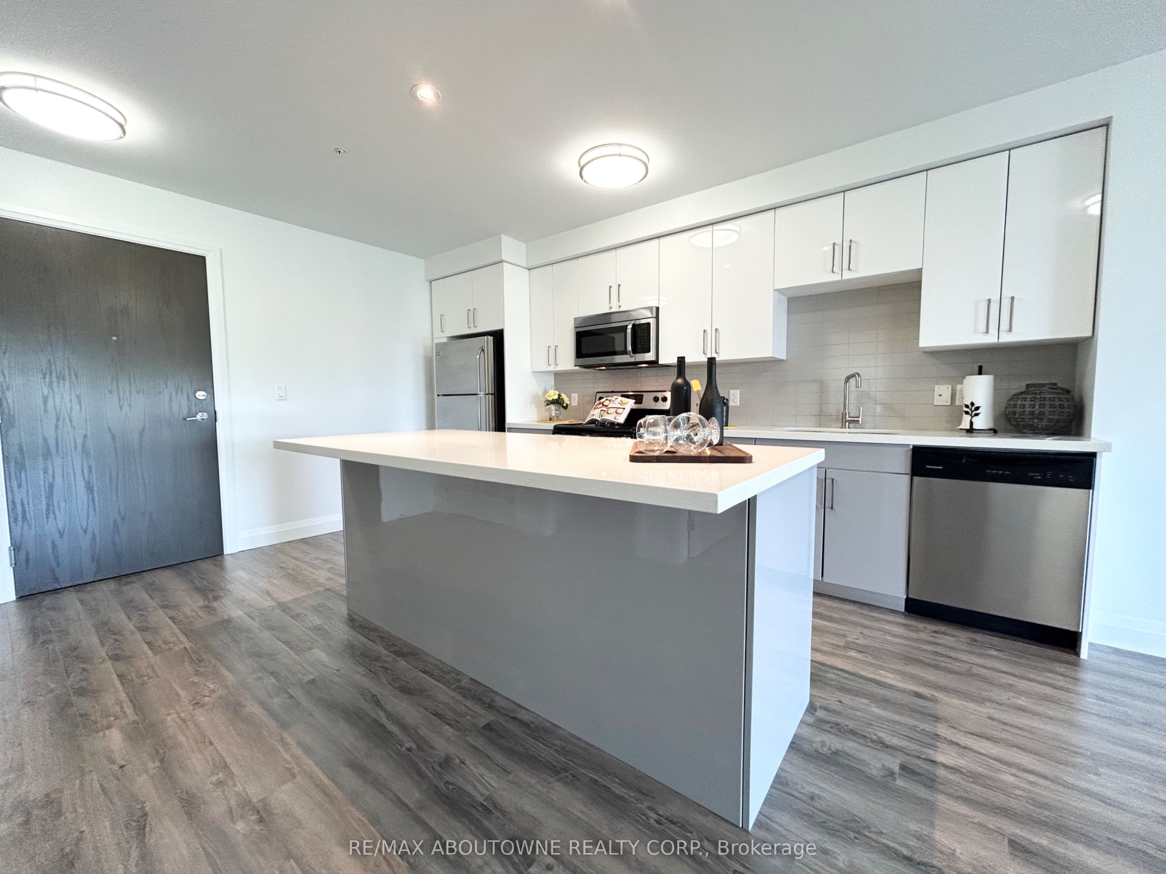 460B Belmont Avenue W 309, Kitchener, ON N2M 0B3 photo 4