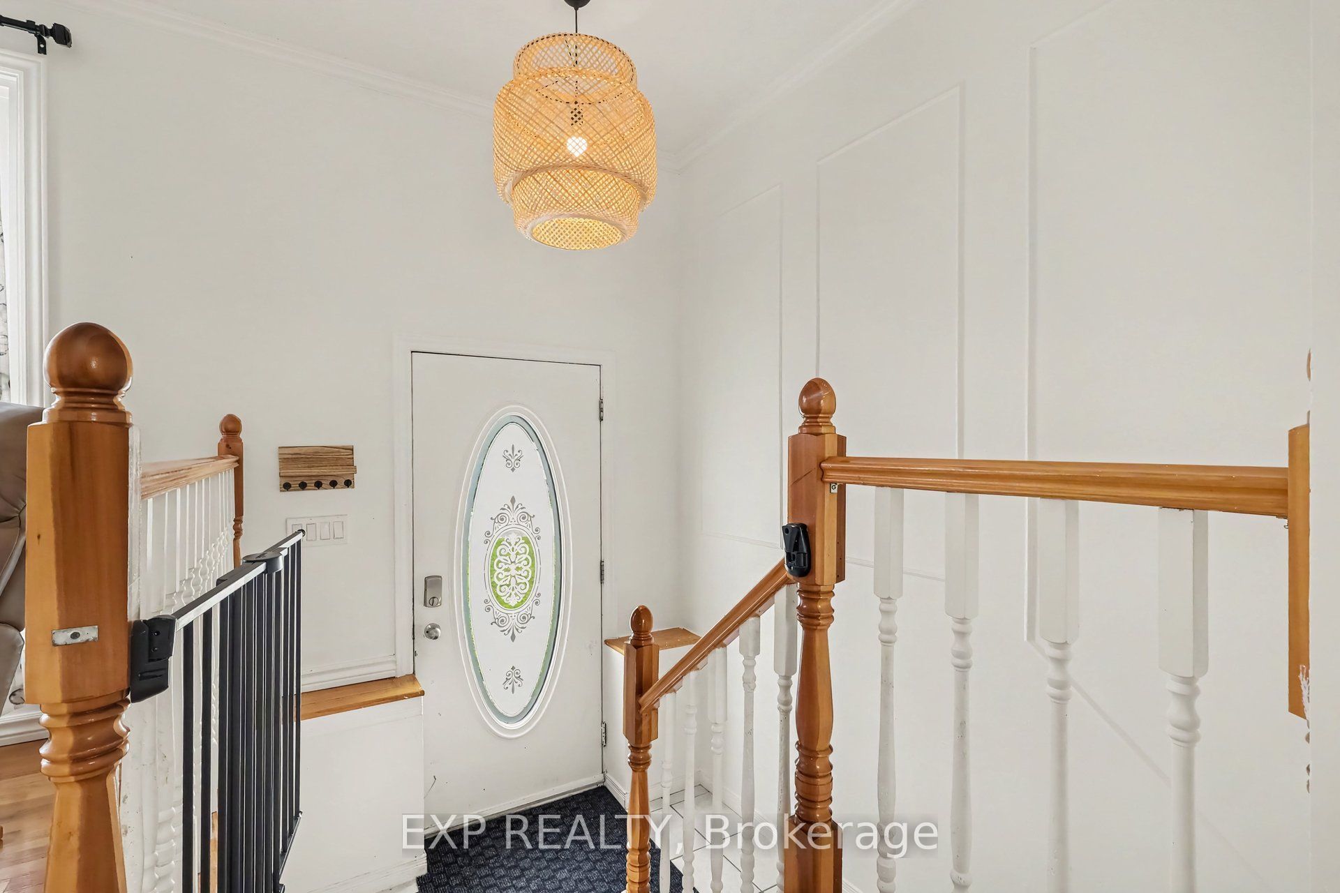 18 Centre Street, Clarence-Rockland, ON K0A 1E0 photo 3
