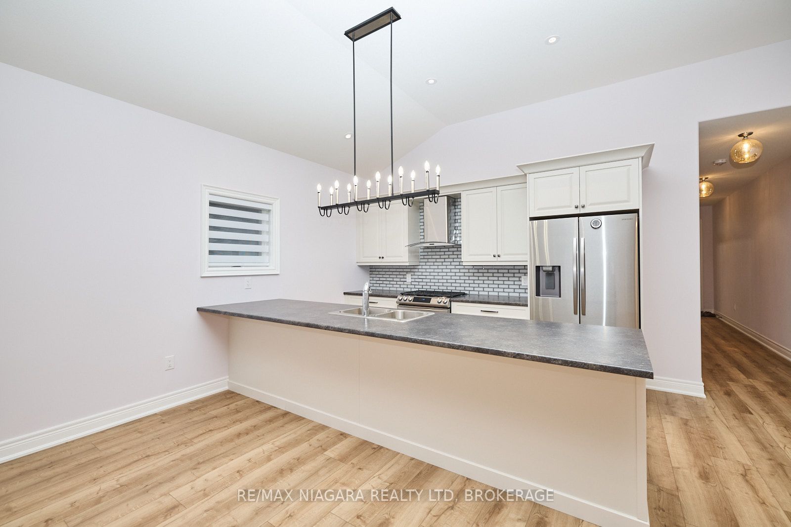 3554 Whispering Woods Trail, Fort Erie, ON L0S 1N0 photo 4