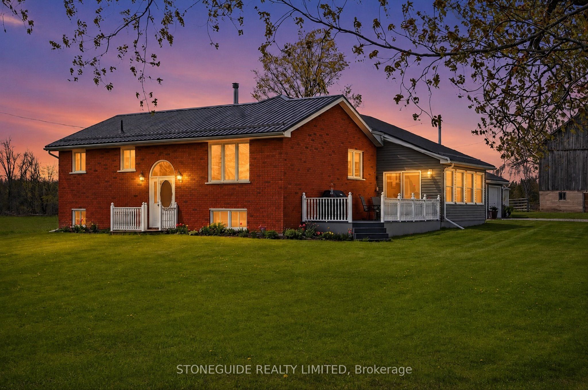 2136 Sixteenth Line, Selwyn, ON K0L 2H0 photo 2