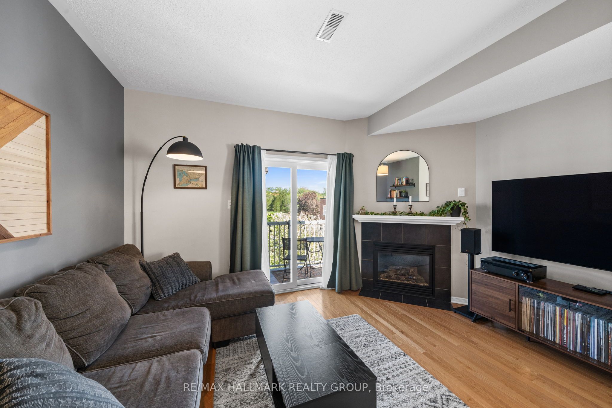 49 Jardin Private 343, Manor Park - Cardinal Glen and Area, ON K1K 2V8 photo 4