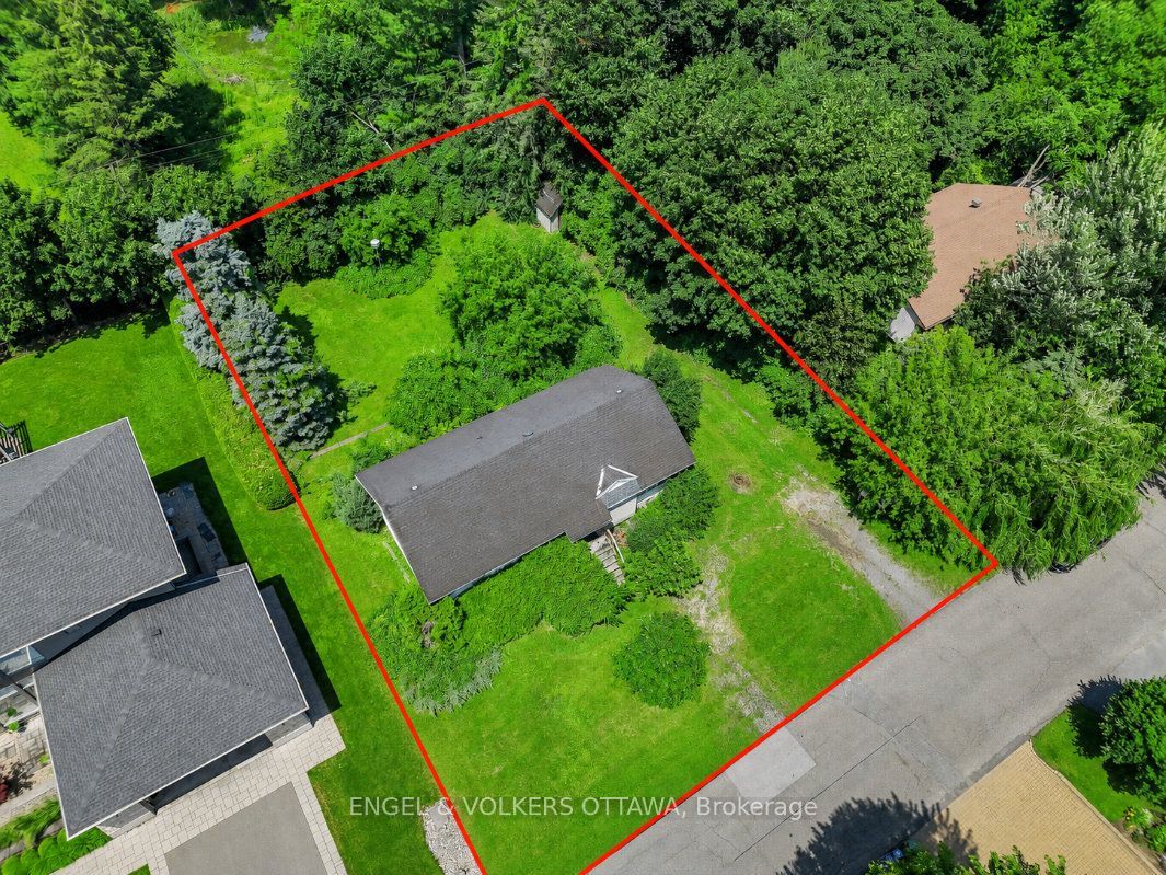 91 Palsen Street, Meadowlands - Crestview and Area, ON K2G 2W6 photo 2