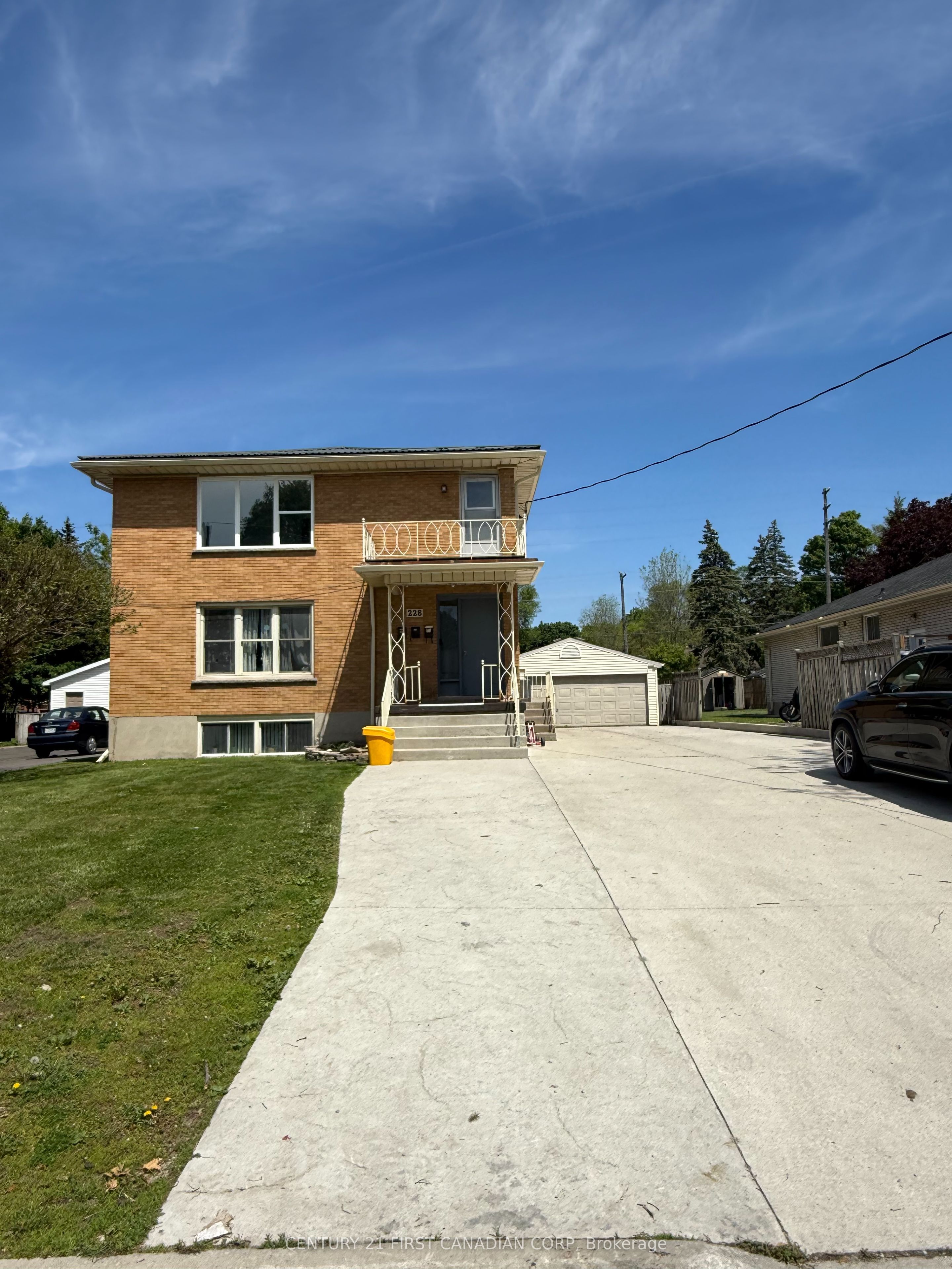 228 Burnside Drive 3, London East, ON N5V 1B9 photo 2