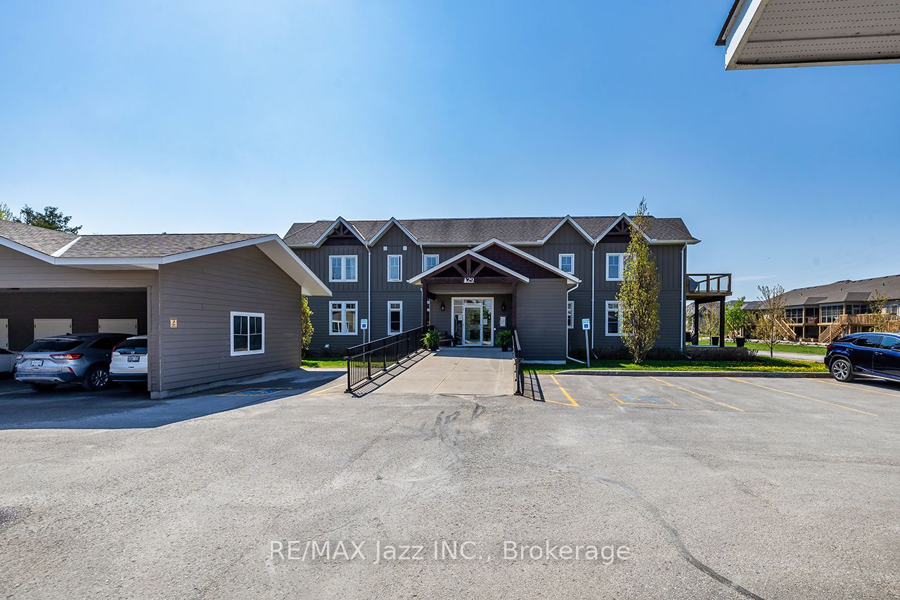 29 Lakewood Crescent 111, Kawartha Lakes, ON K0M 1A0 photo 3