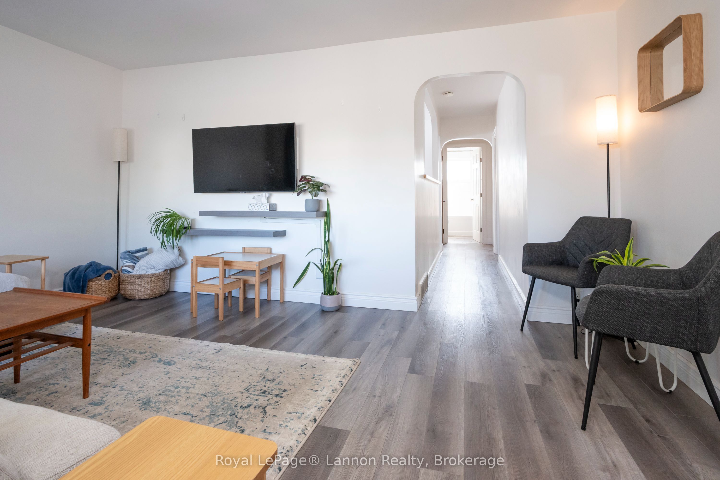 1340 Stanley Avenue, Thunder Bay, ON P7E 3G8 photo 4
