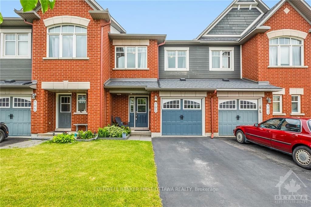 703 WHALEY Ridge, Orleans - Cumberland and Area, ON K4A 0P9