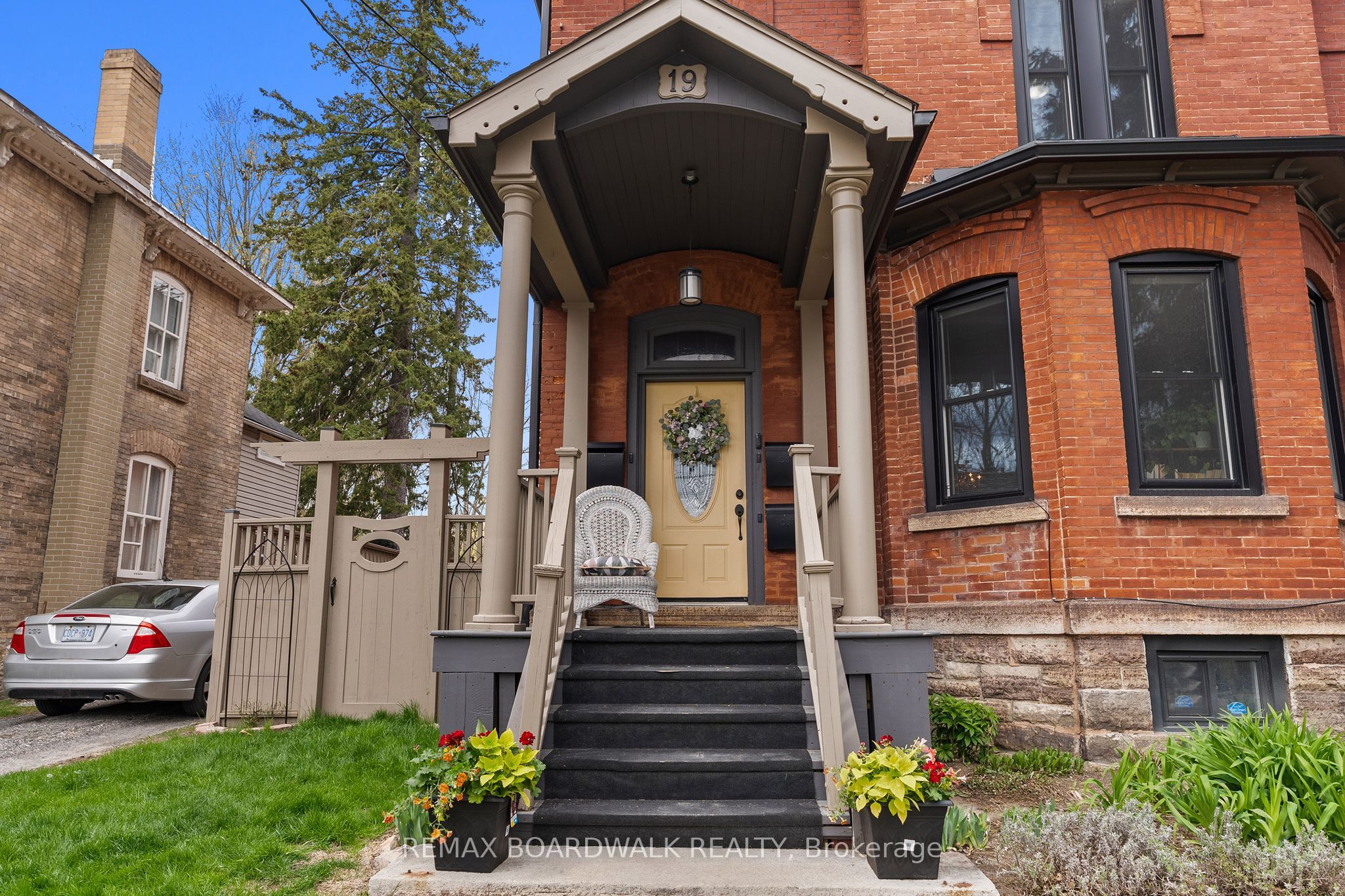 19 North Street, Perth, ON K7H 2S4 photo 5