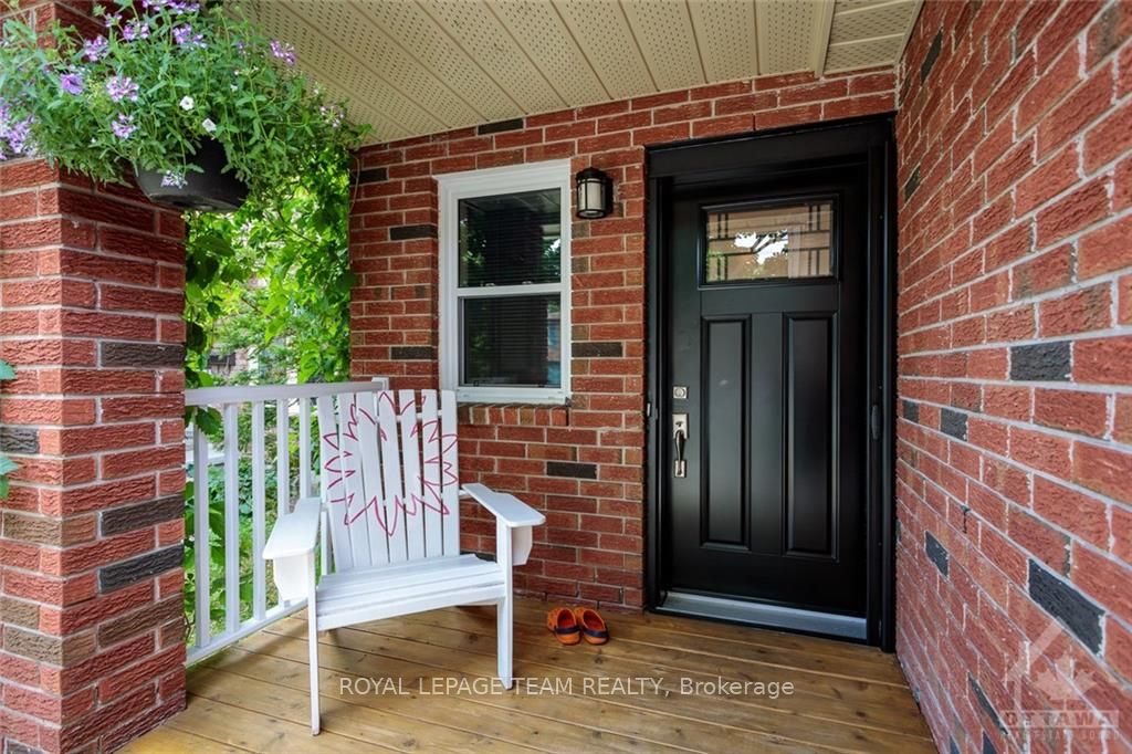 158 Mccurdy Drive, Kanata, ON K2L 2Z6 photo 2